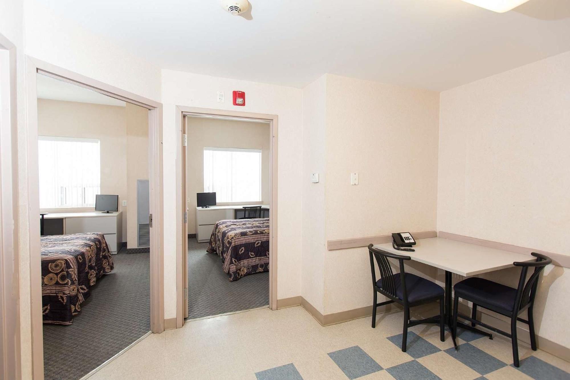 Two-Bedroom Suite photo 1