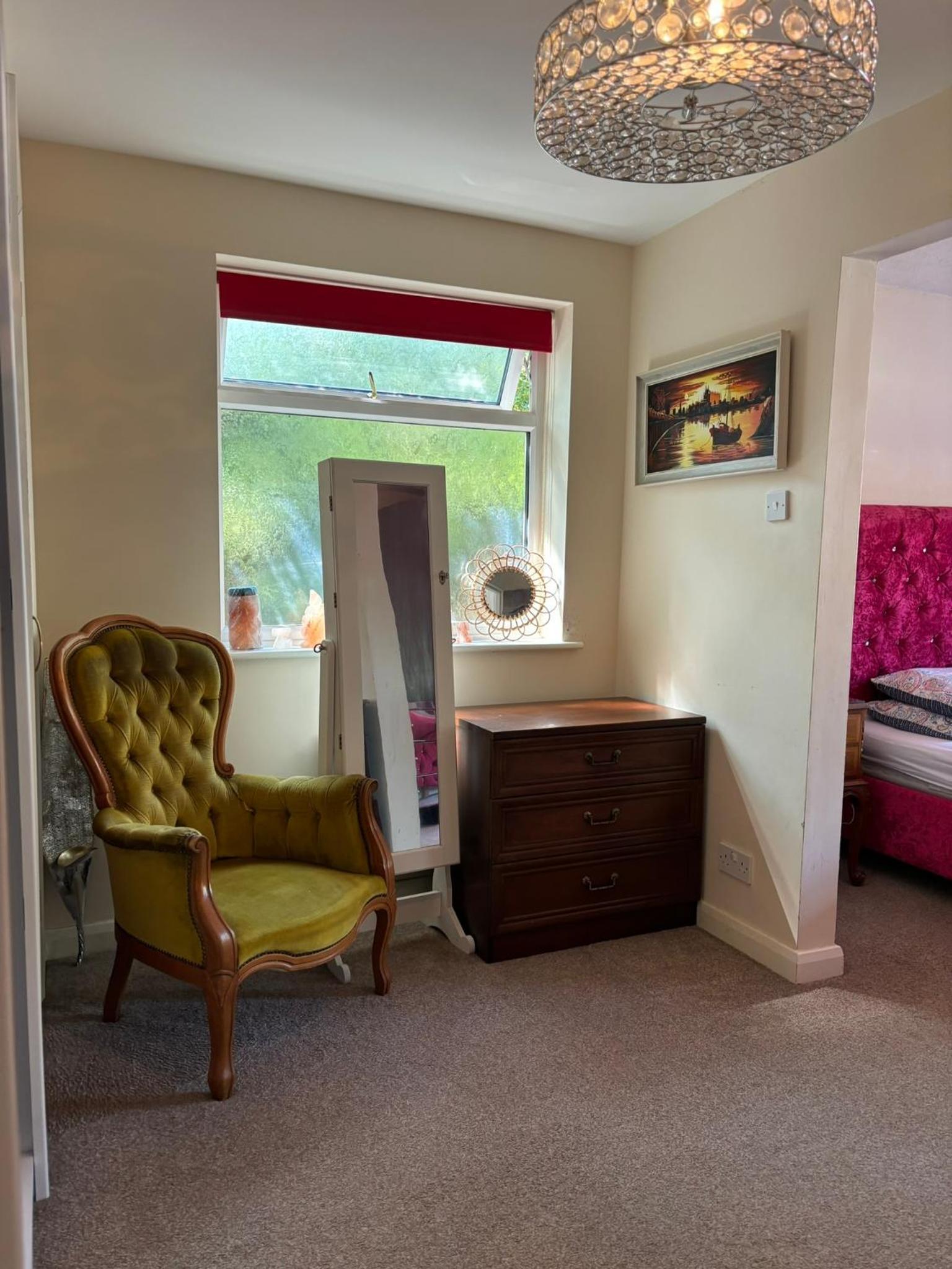 Two-Bedroom House photo 2