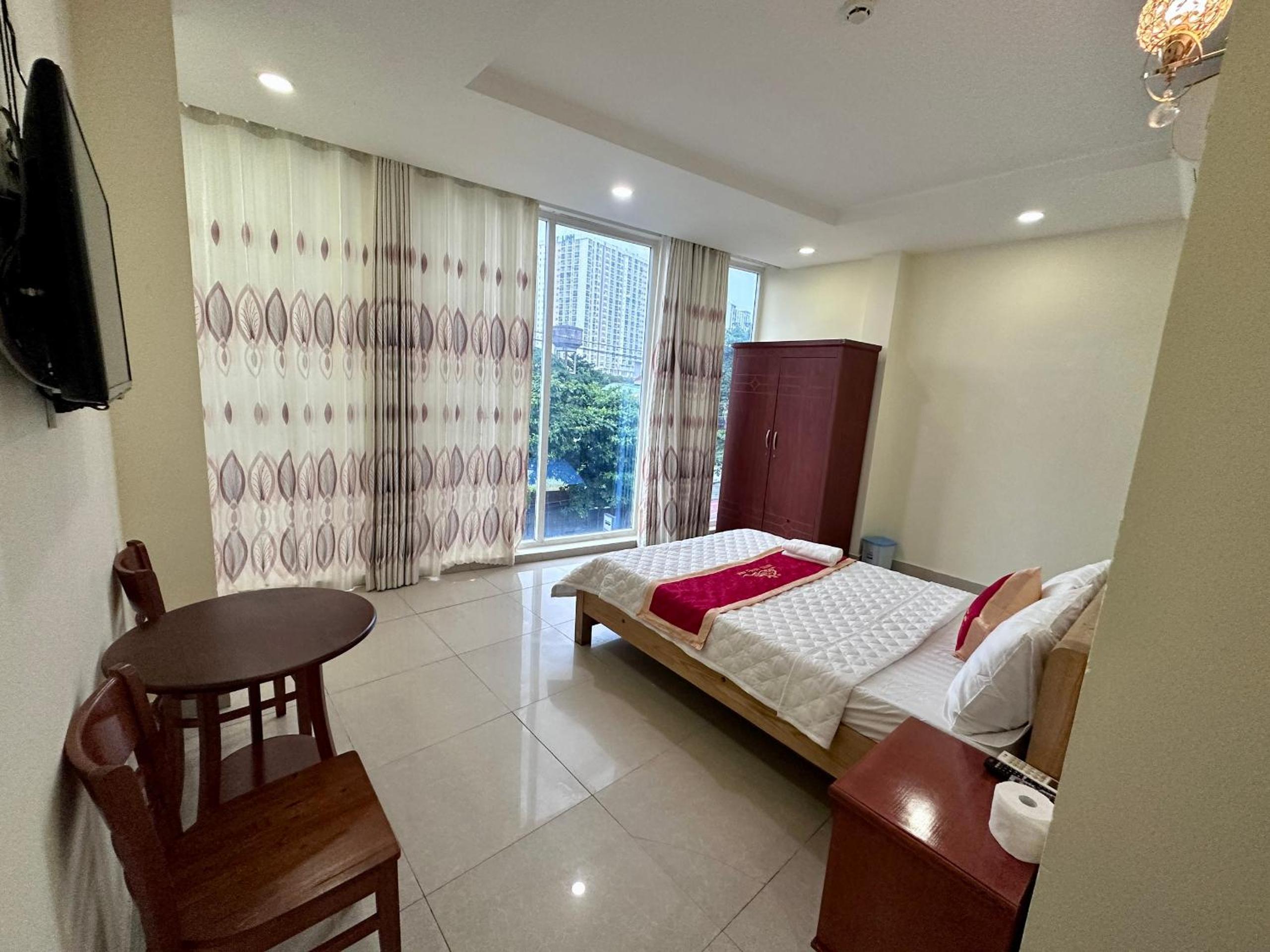Double Room With Balcony (2 Adults + 1 Child)