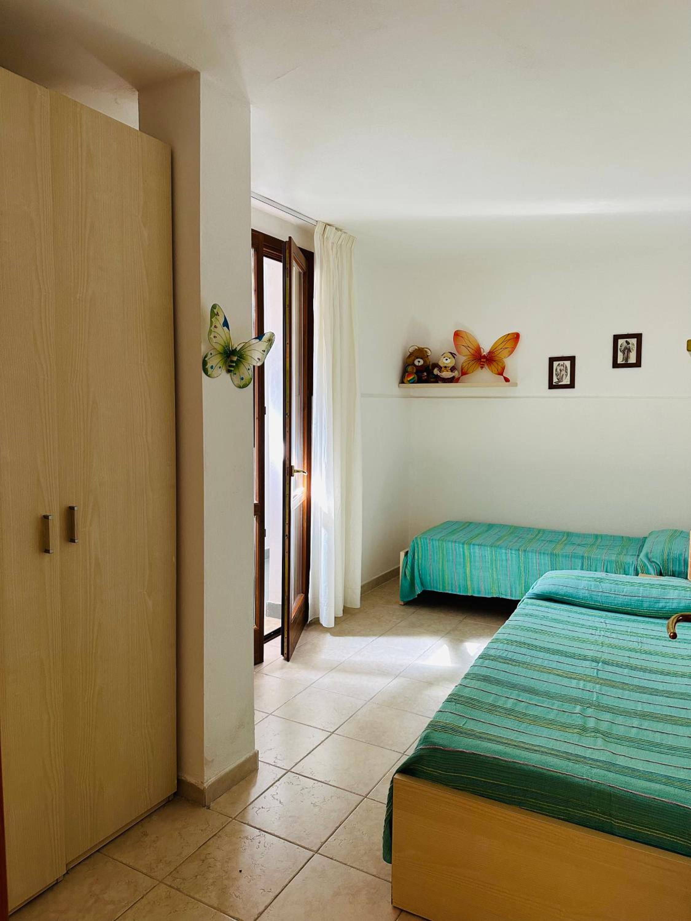 Two-Bedroom House photo 3