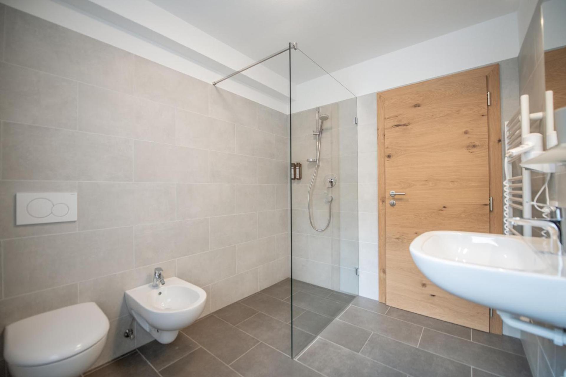 Standard Triple Room photo 2