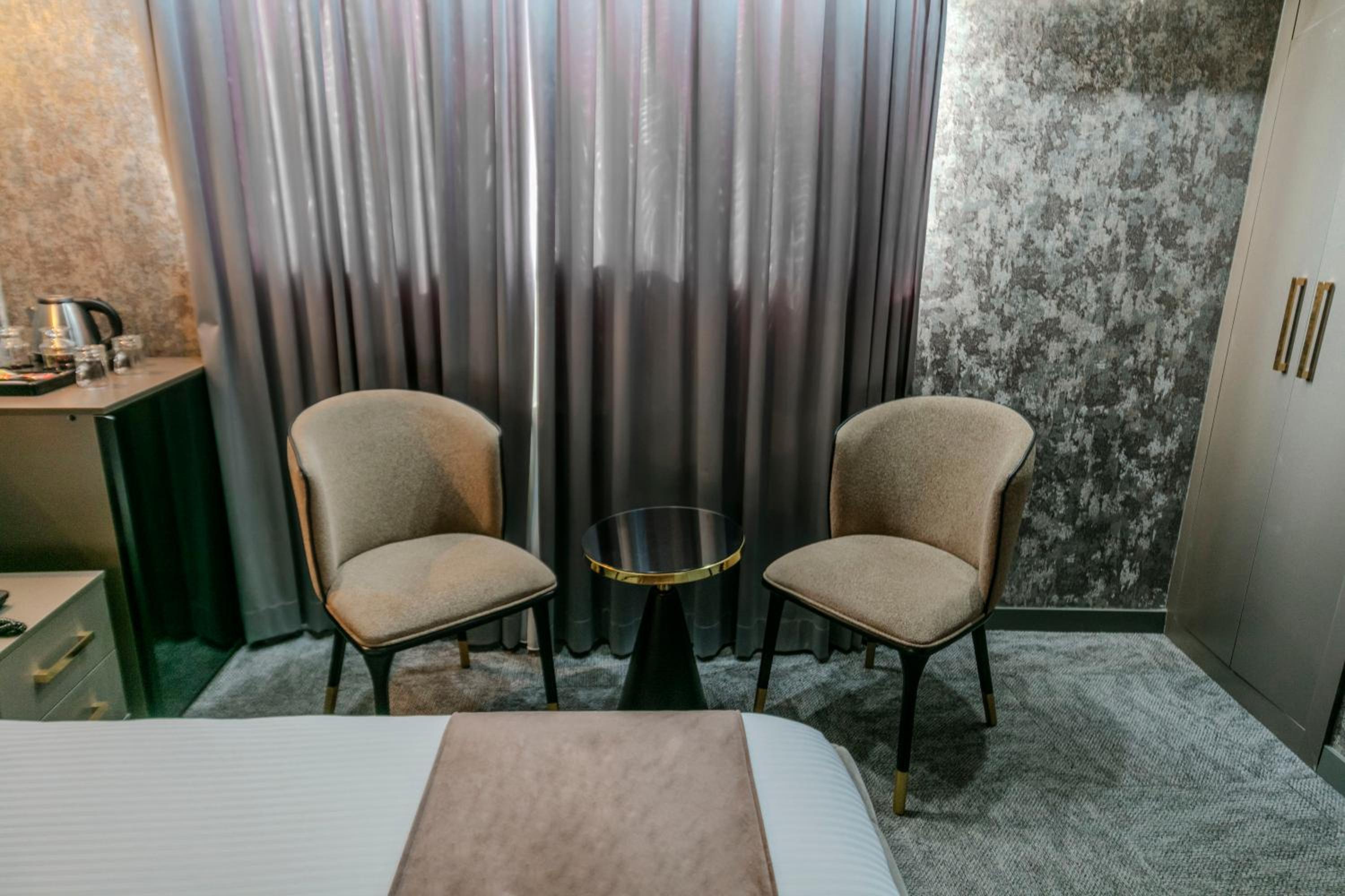 Standard Suite photo 2