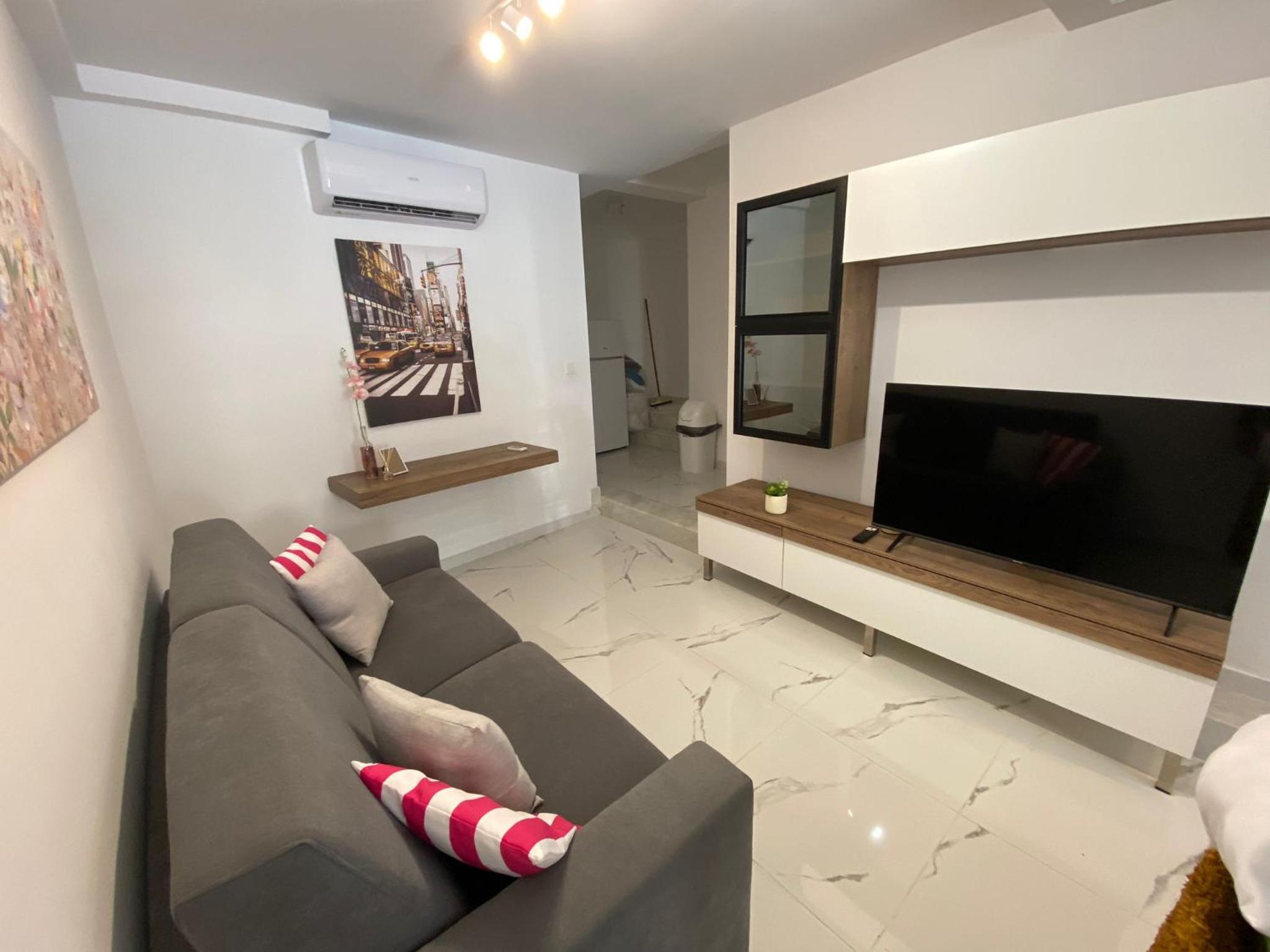 Three-Bedroom Apartment photo 1