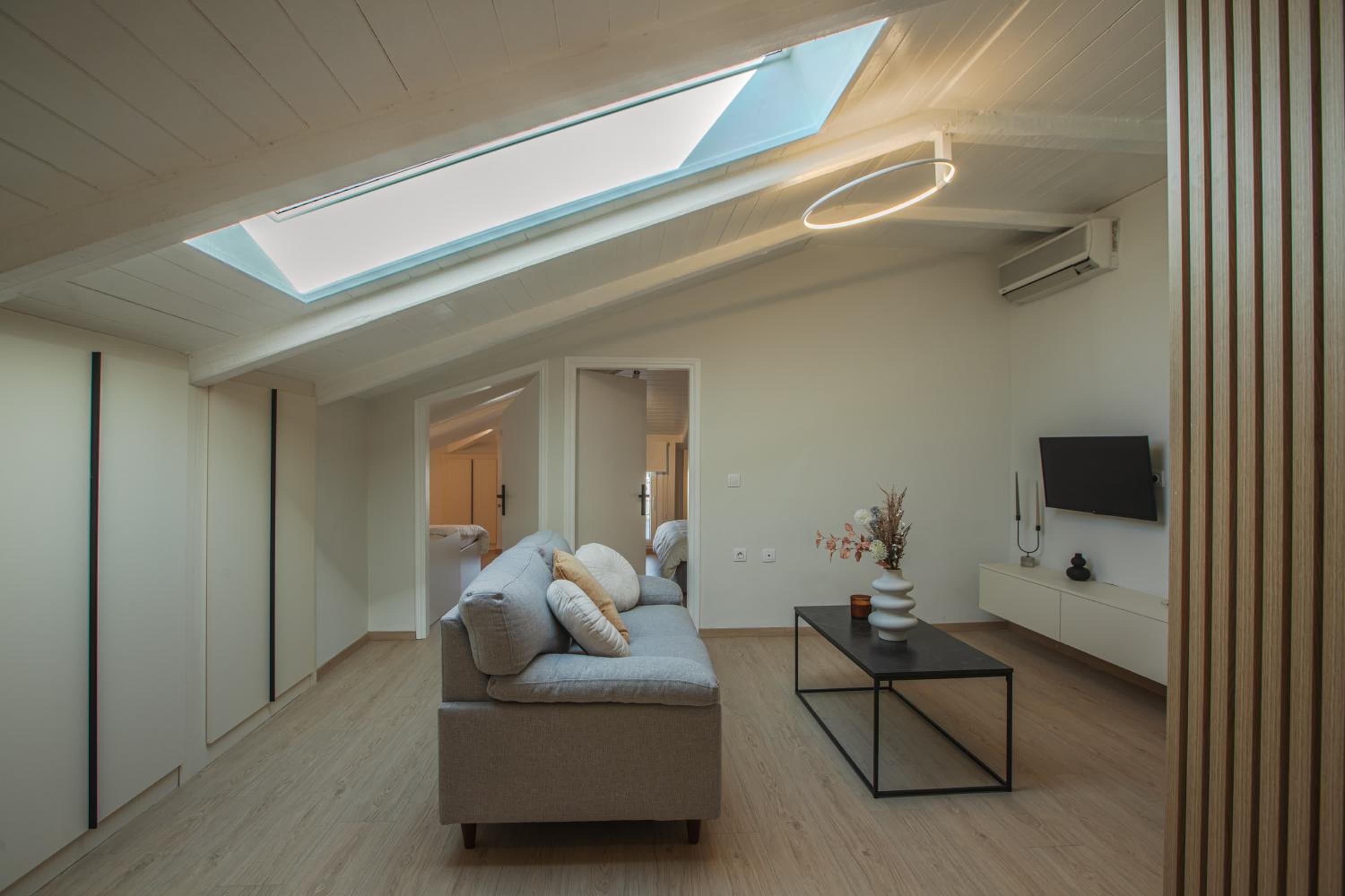 Deluxe Family Suite photo 1