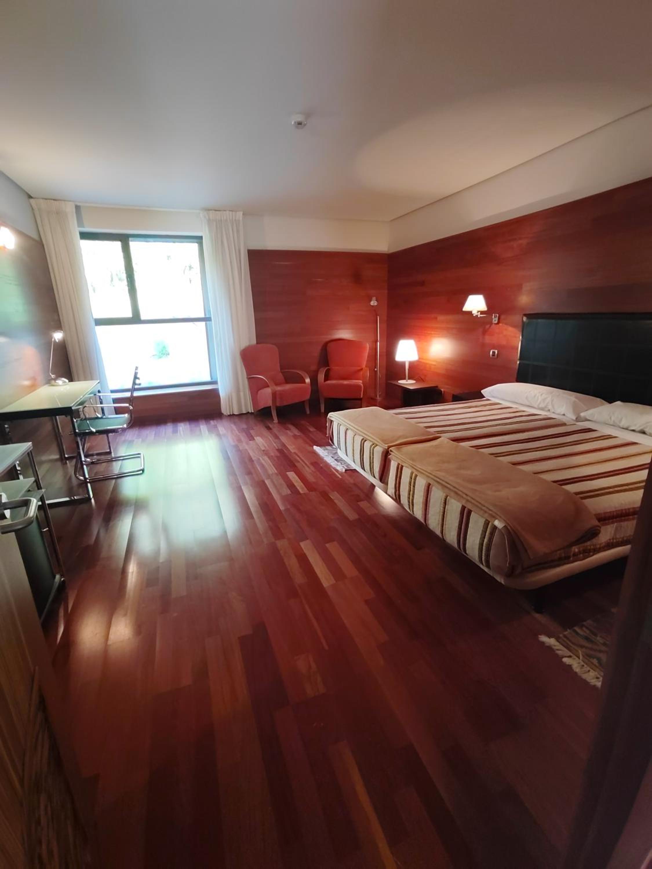 Habitación Doble con Vista a la Montaña