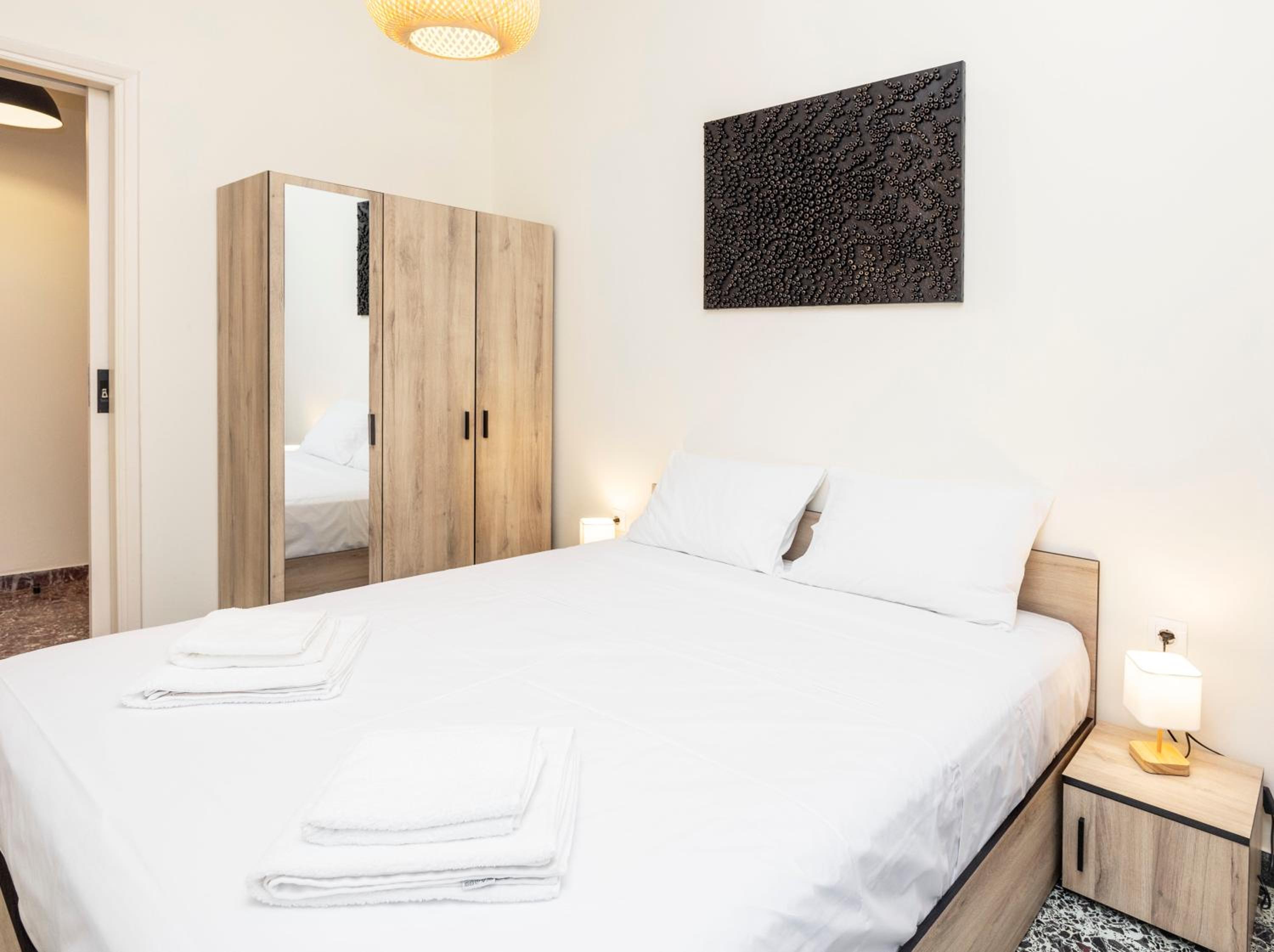 Three-Bedroom Apartment with View photo 1