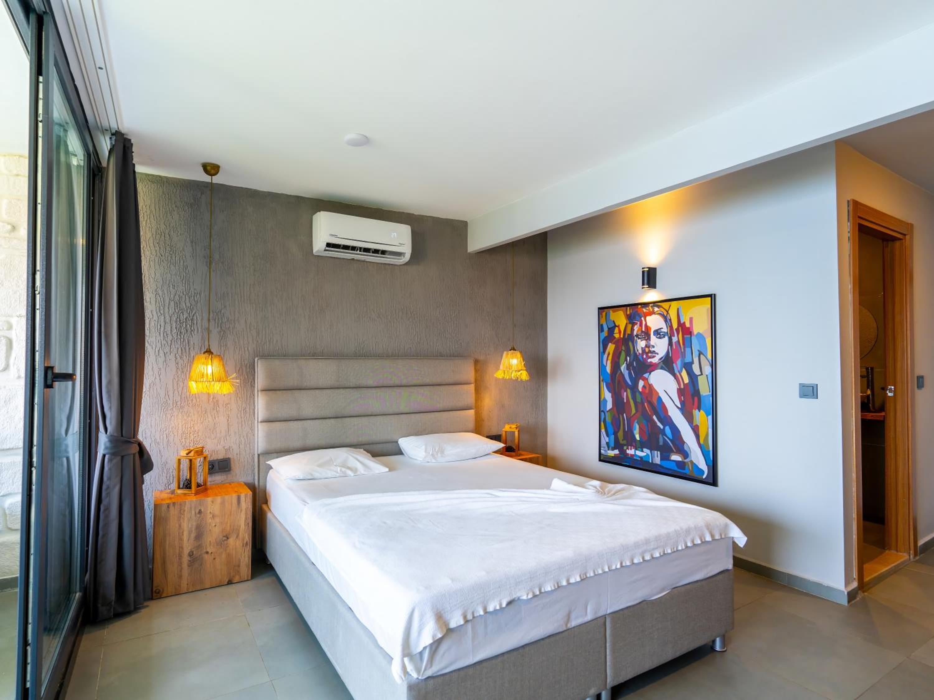 Deluxe Double Room with Castle View