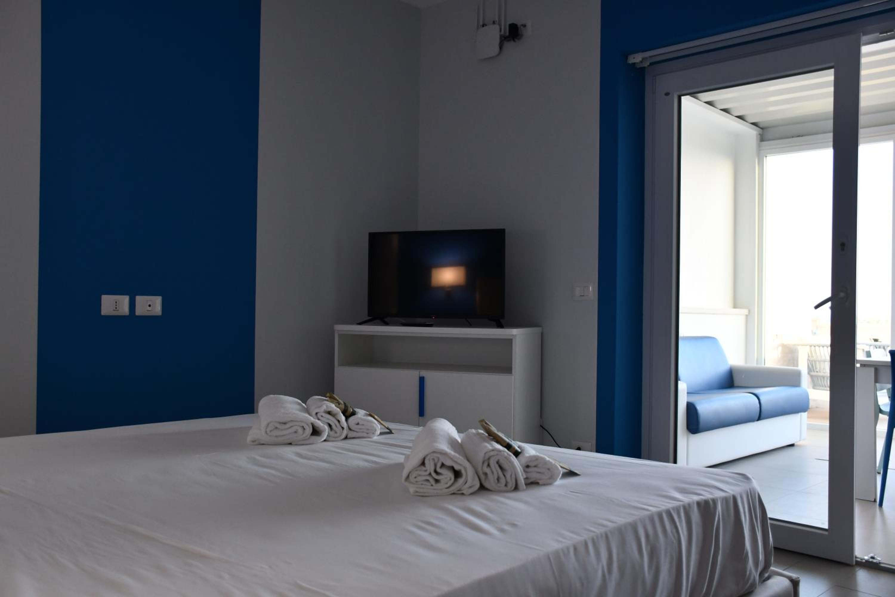 King Suite with Sea View - Photo 5