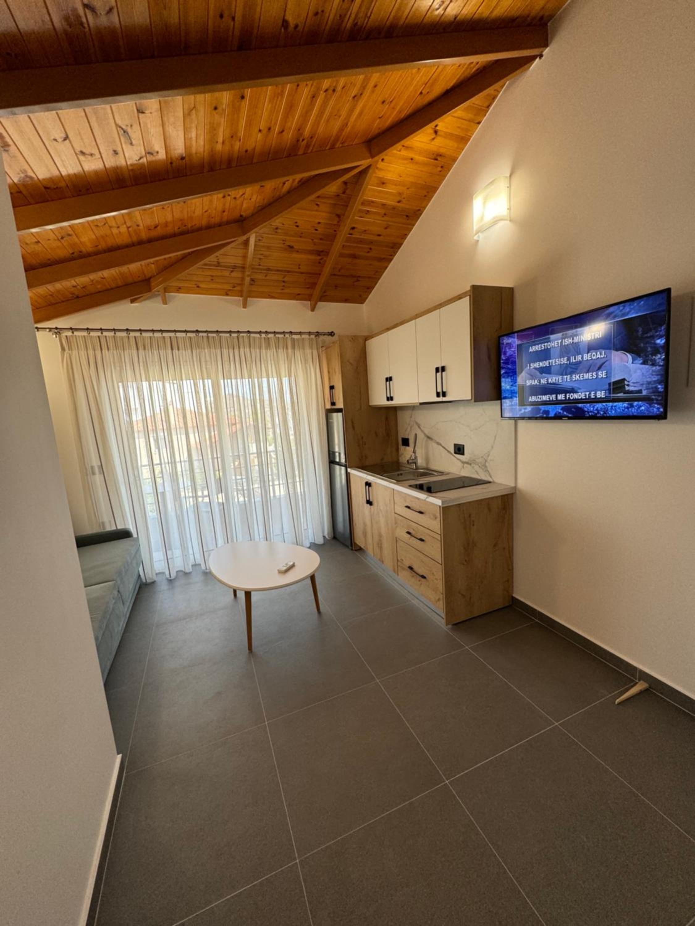 Apartment with View and Balcony photo 2