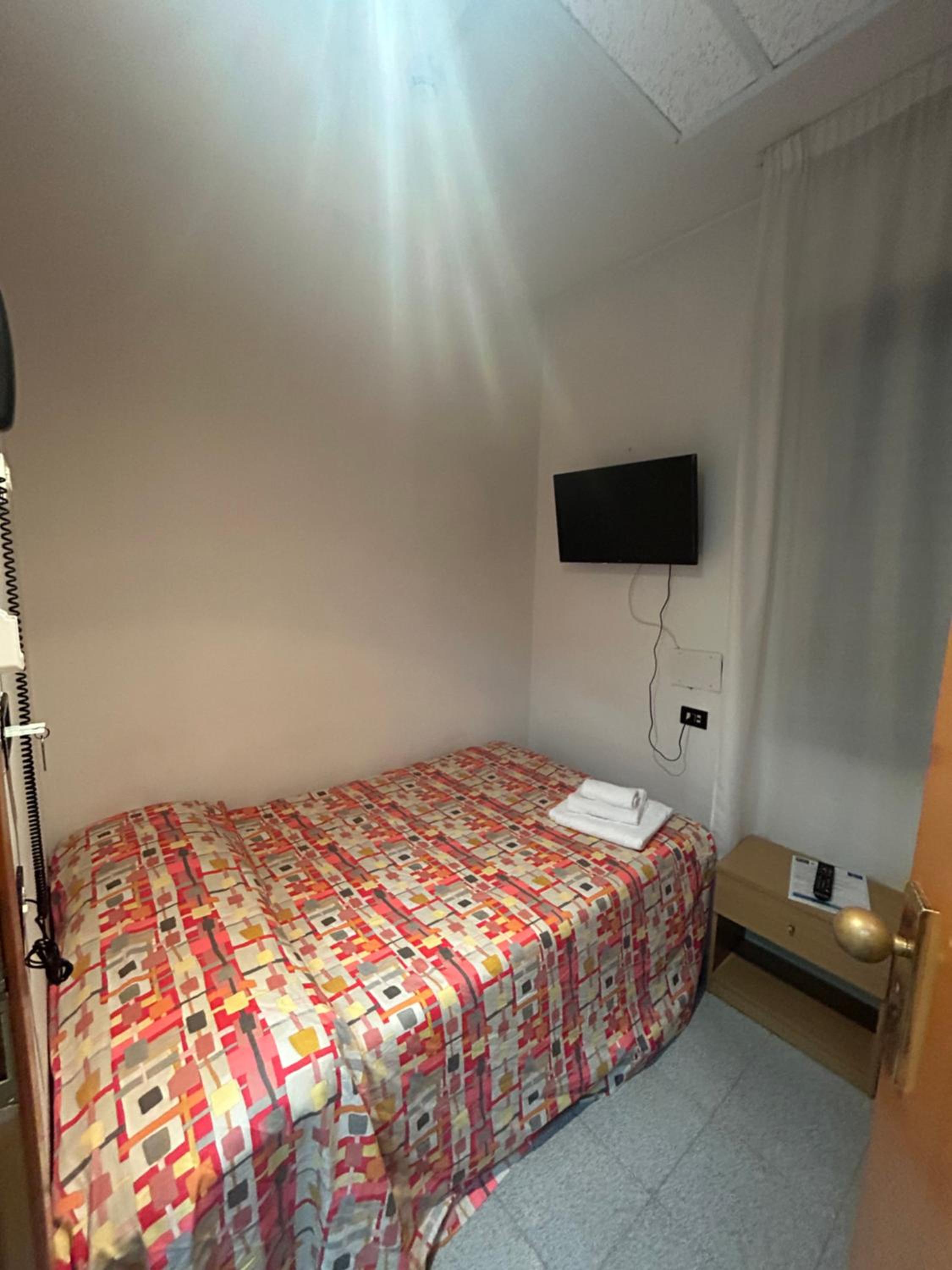 Economy Single Room photo 2