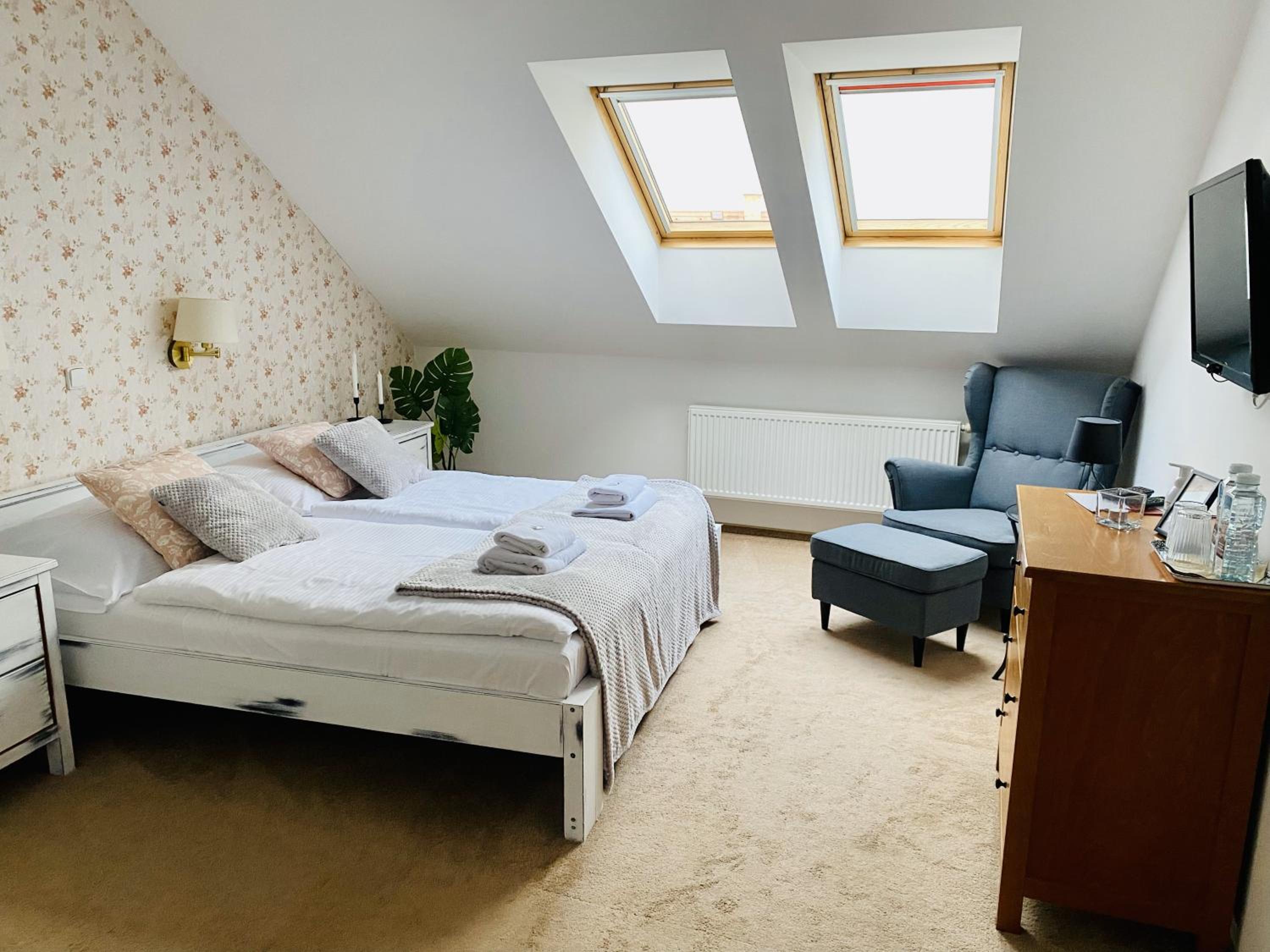 Standard Suite - Photo 1