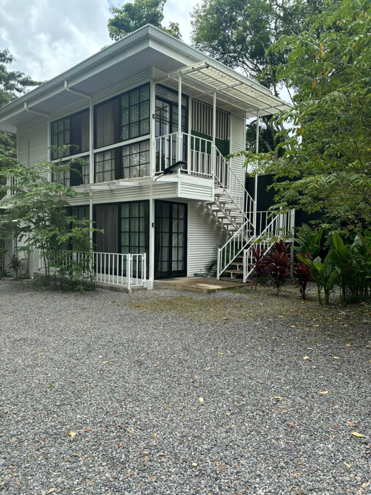 Apartment - Ground Floor photo 3