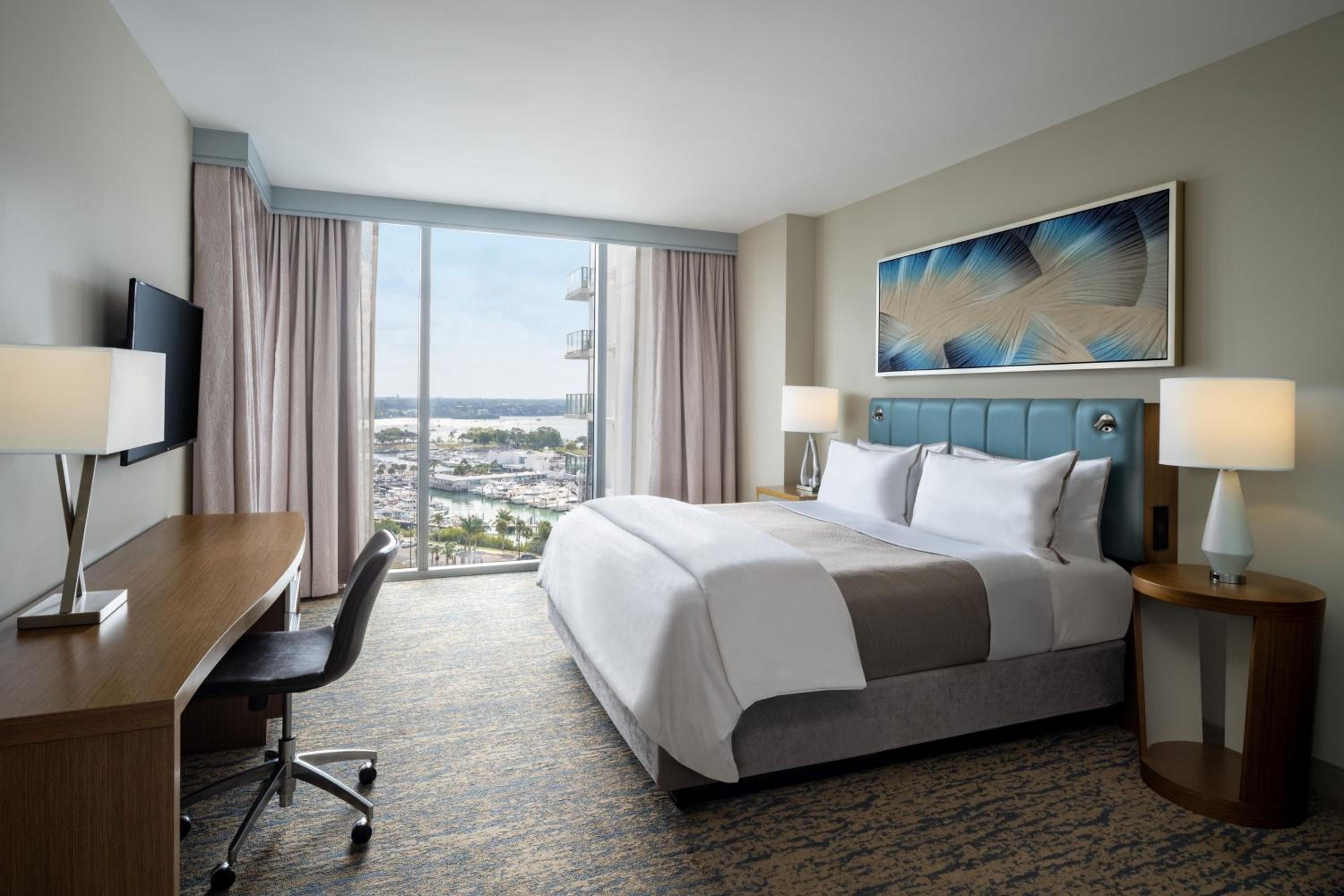 Partial Marina King, Guest room, 1 King, Partial Marina view