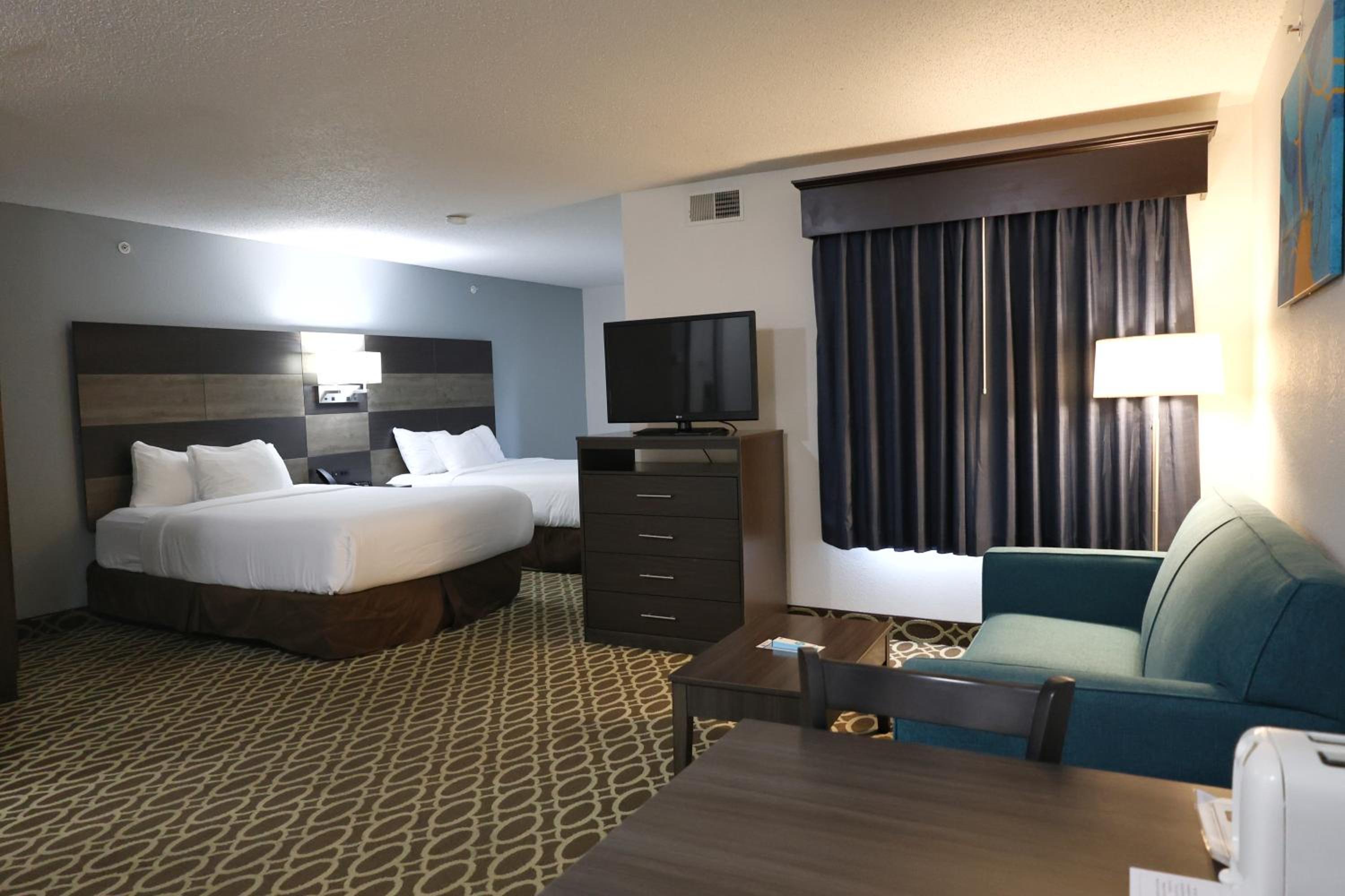 Efficiendy Queen Suite with Two Queen Beds/Accessible - Non Smoking - Photo 4