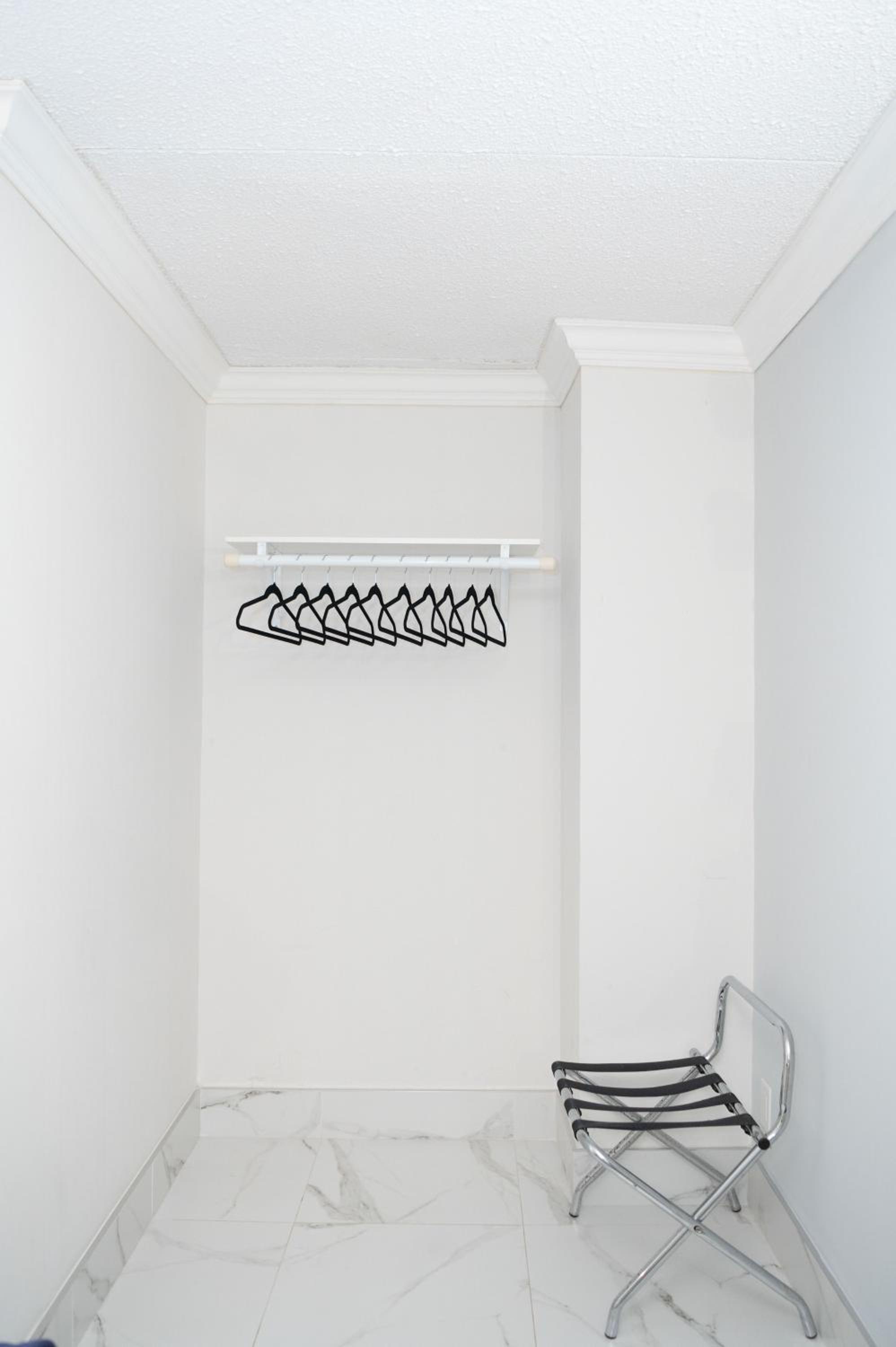 Executive Room with 2 Queen Beds  - Photo 4