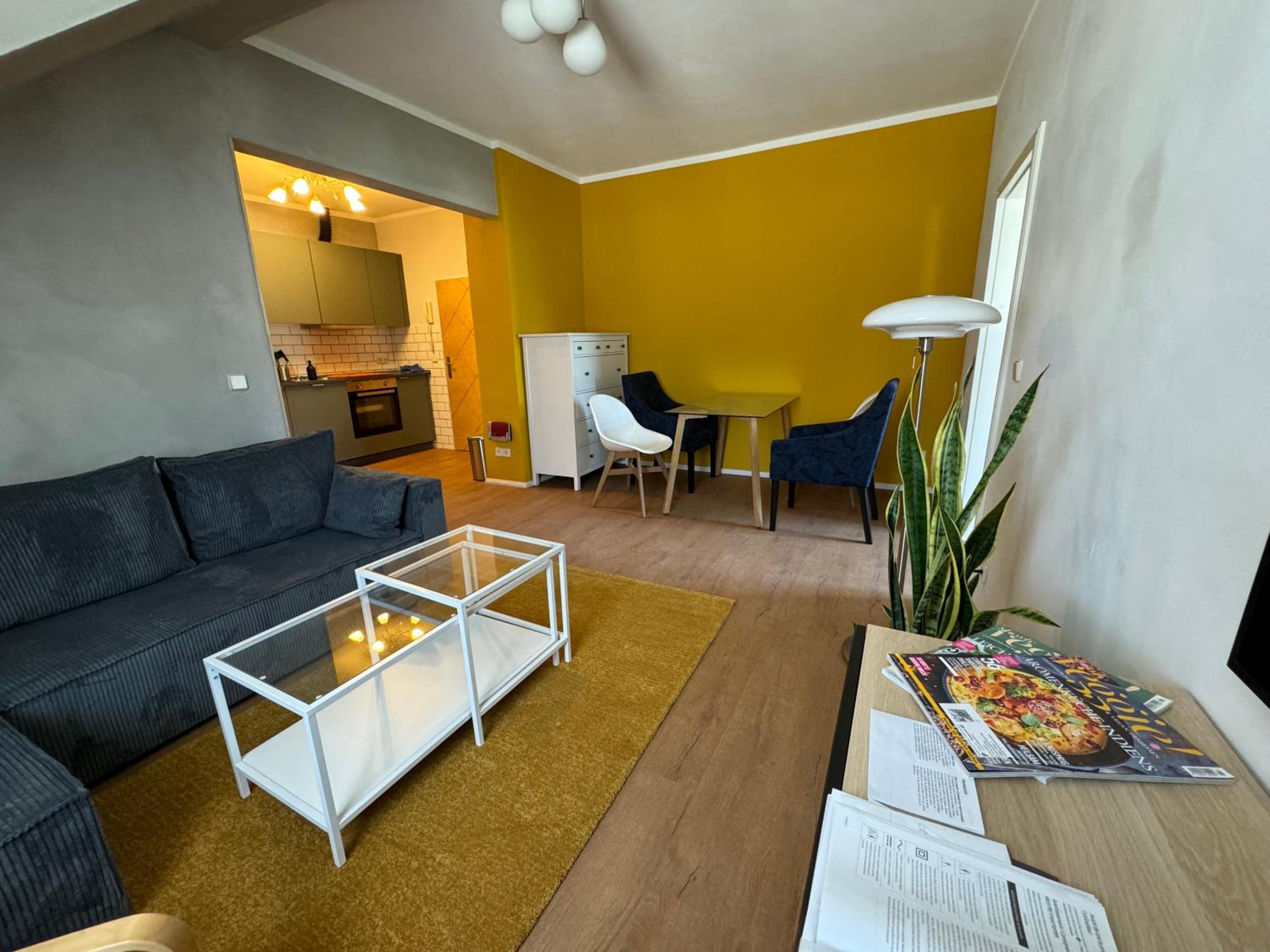 One-Bedroom Apartment photo 1