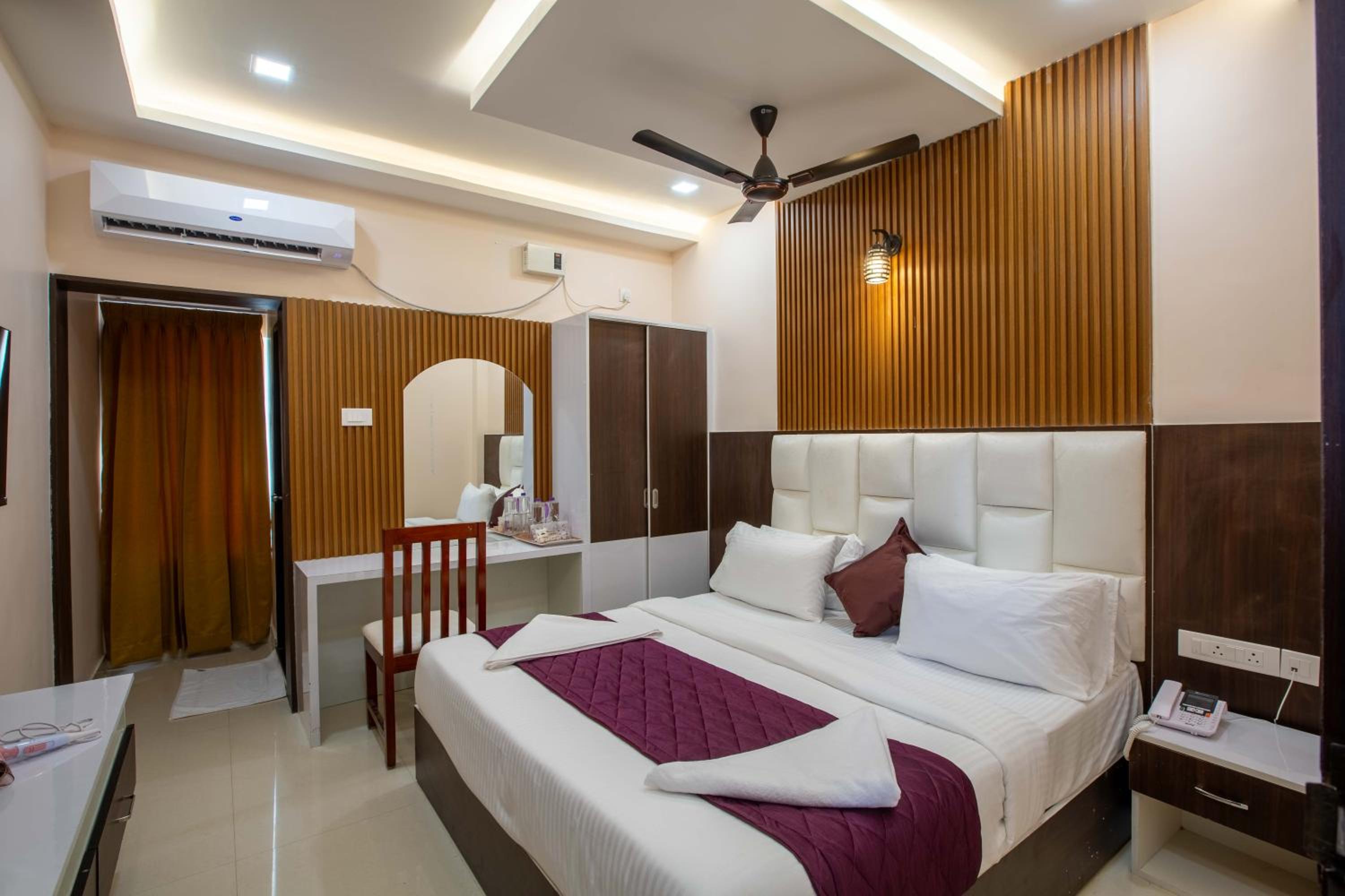 Deluxe Double Room - Photo 4