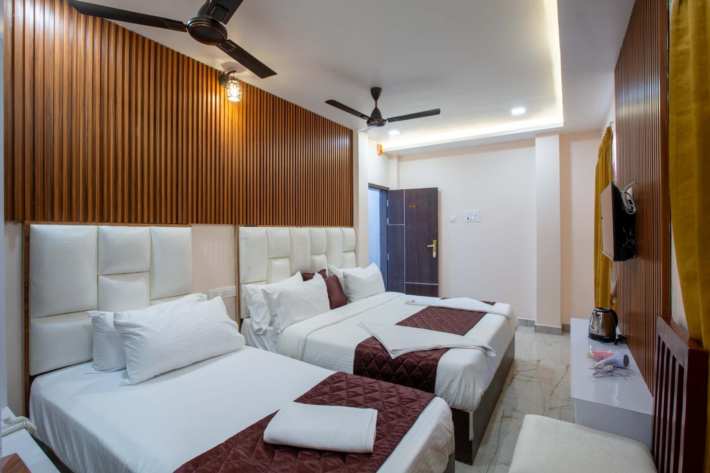 Executive Triple Room - Photo 1