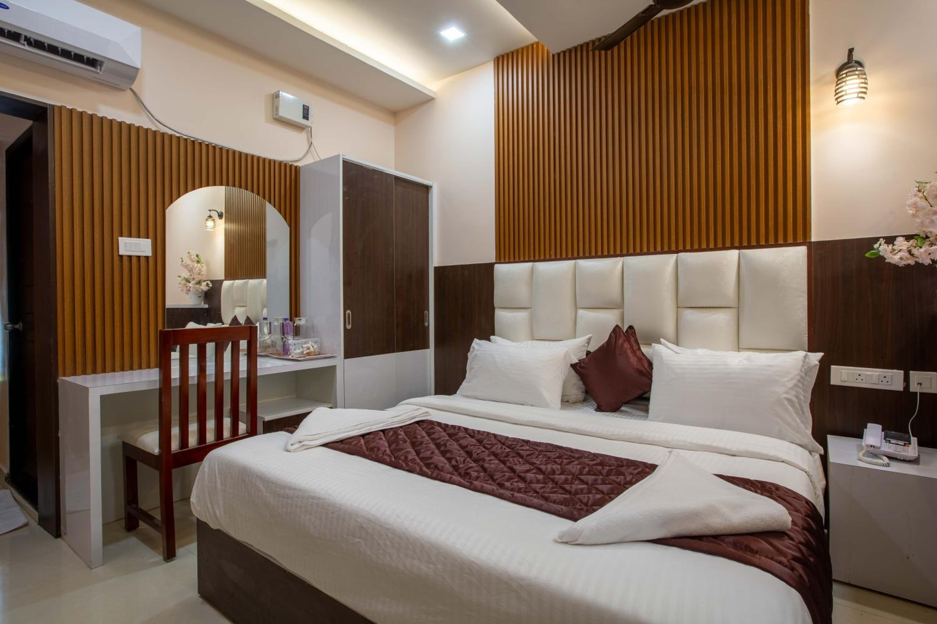 Superior Double Room - Photo 1