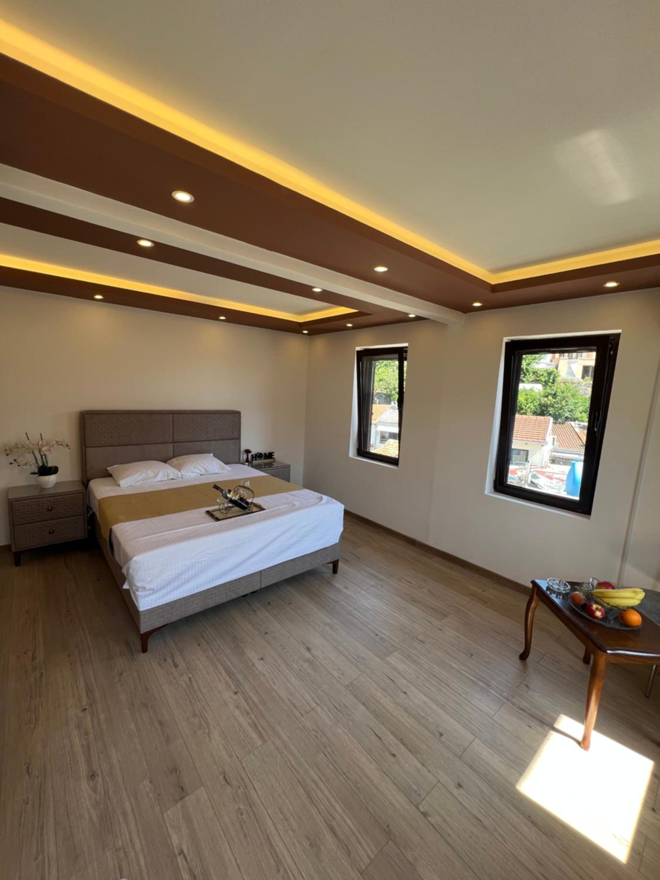 Superior Double or Twin Room with City View photo 3
