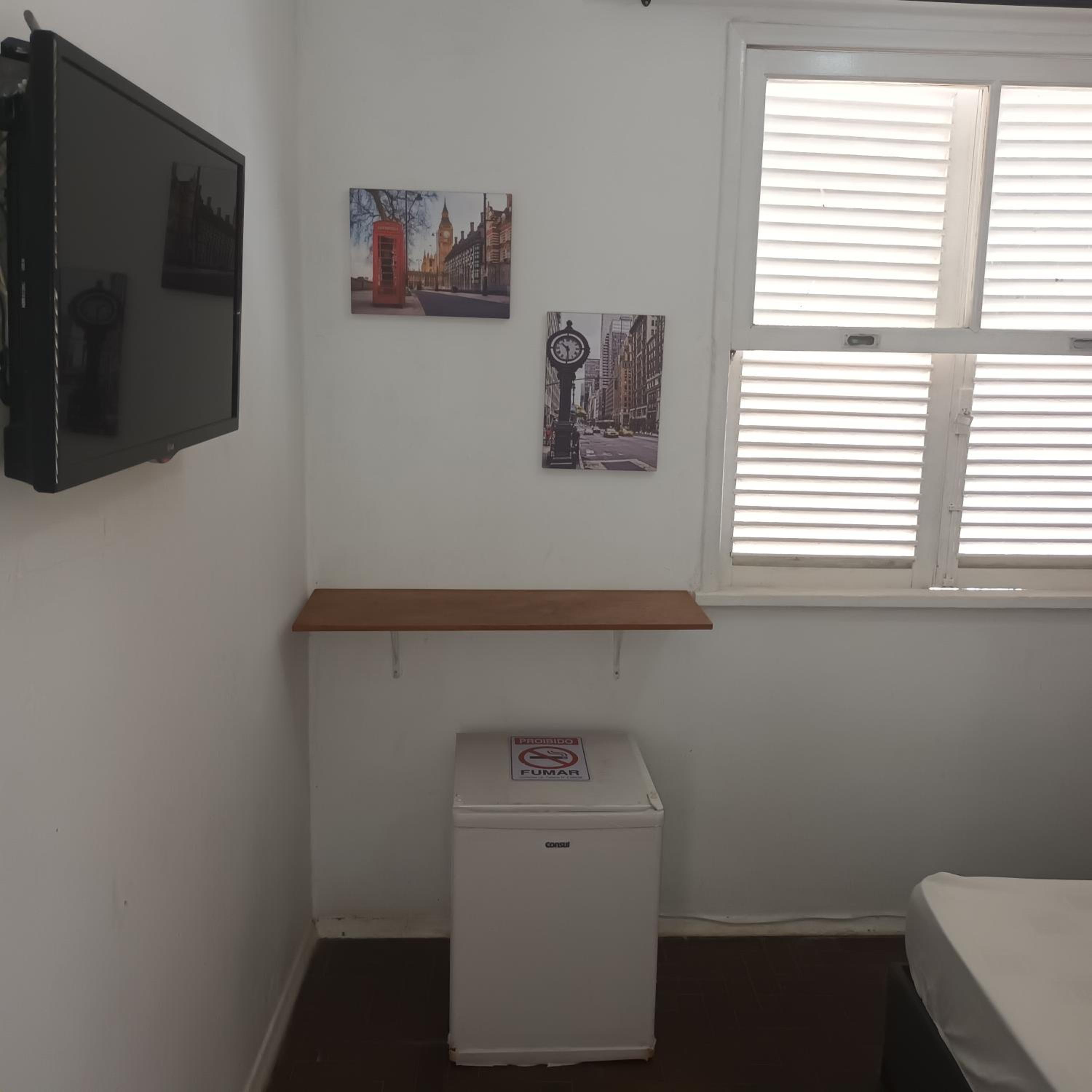 Double Room with Private Bathroom - Photo 8