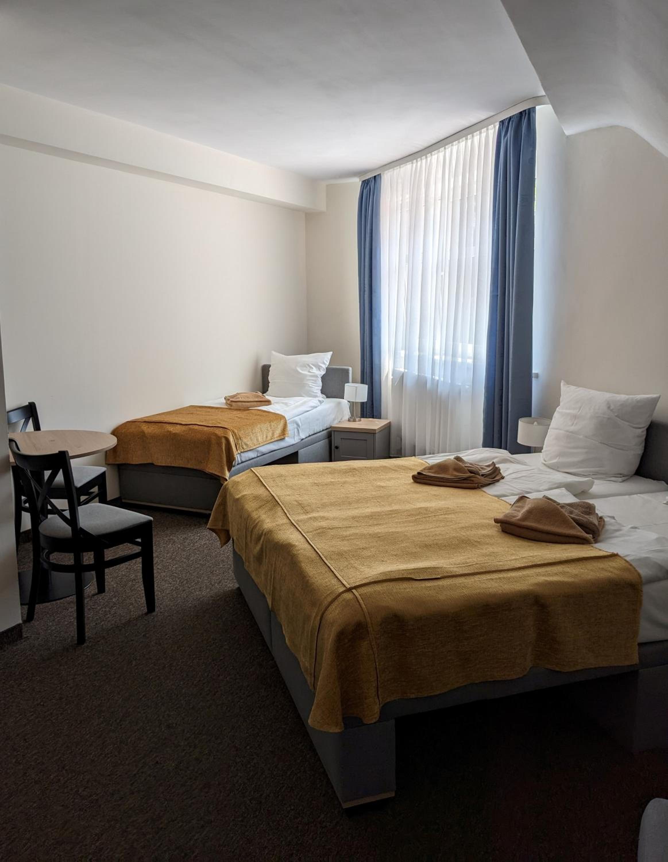 Economy Triple Room - Photo 1