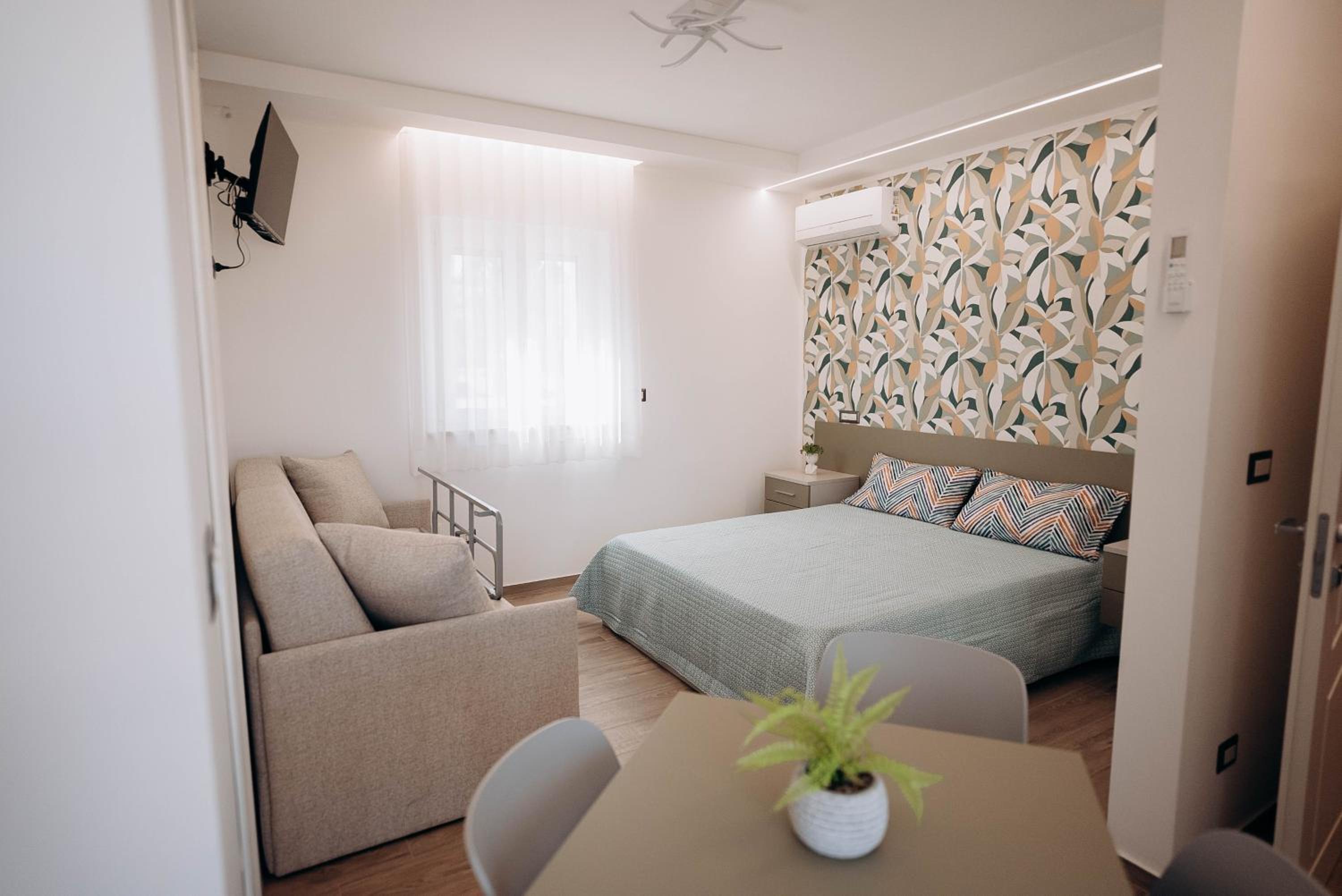 Quadruple Room with Balcony photo 1