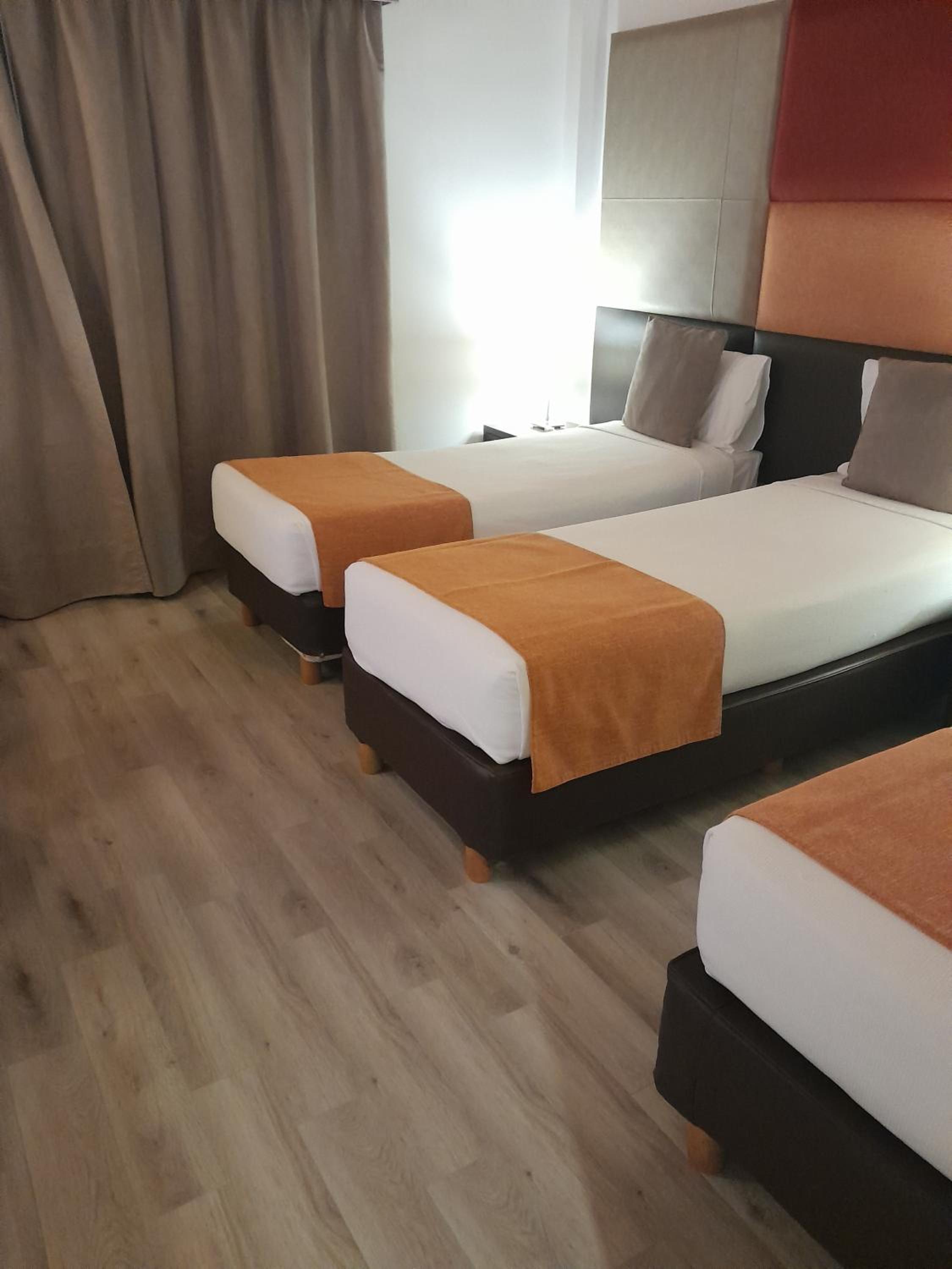 Deluxe Triple Room photo 1