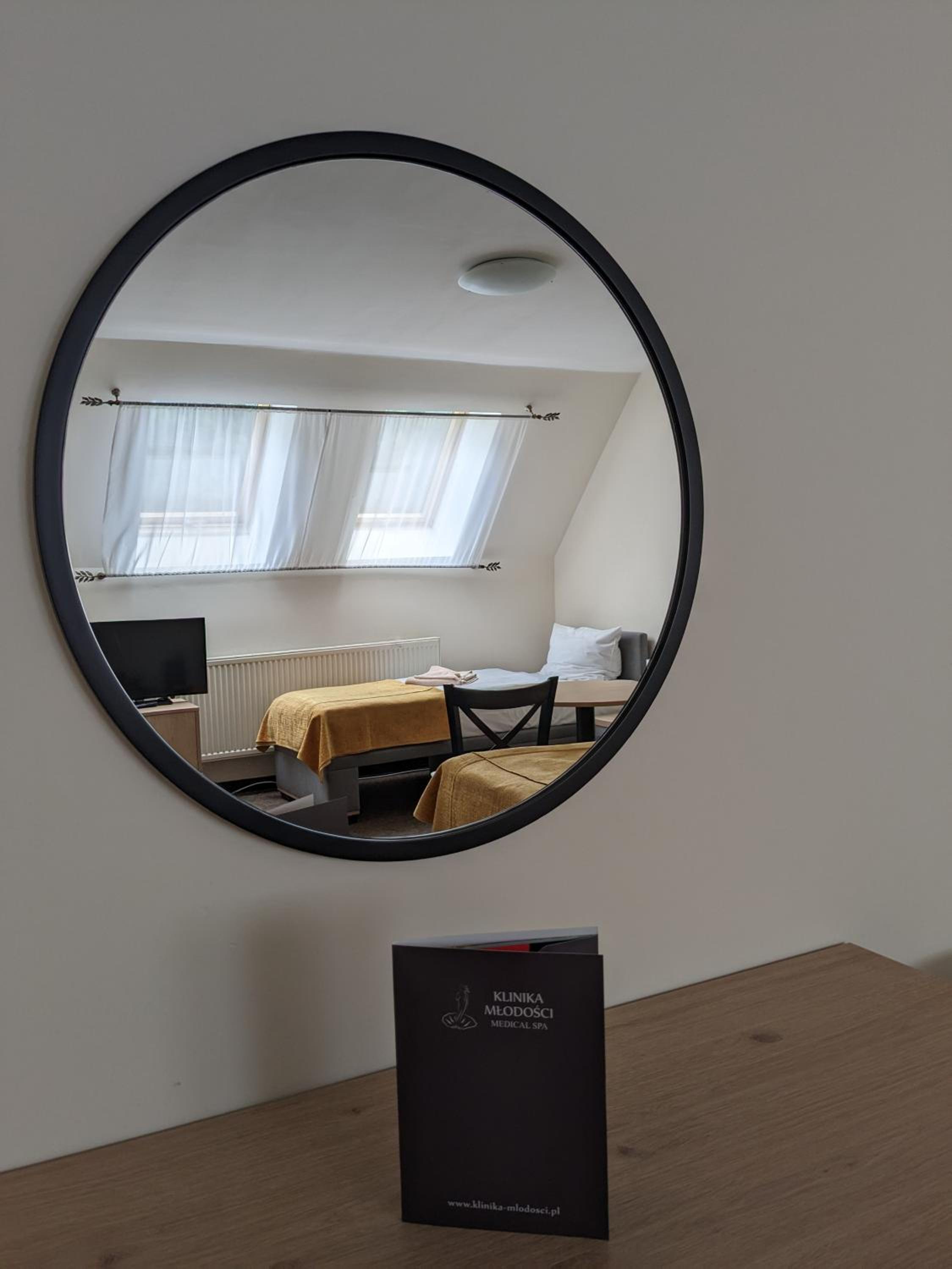 Economy Triple Room - Photo 3