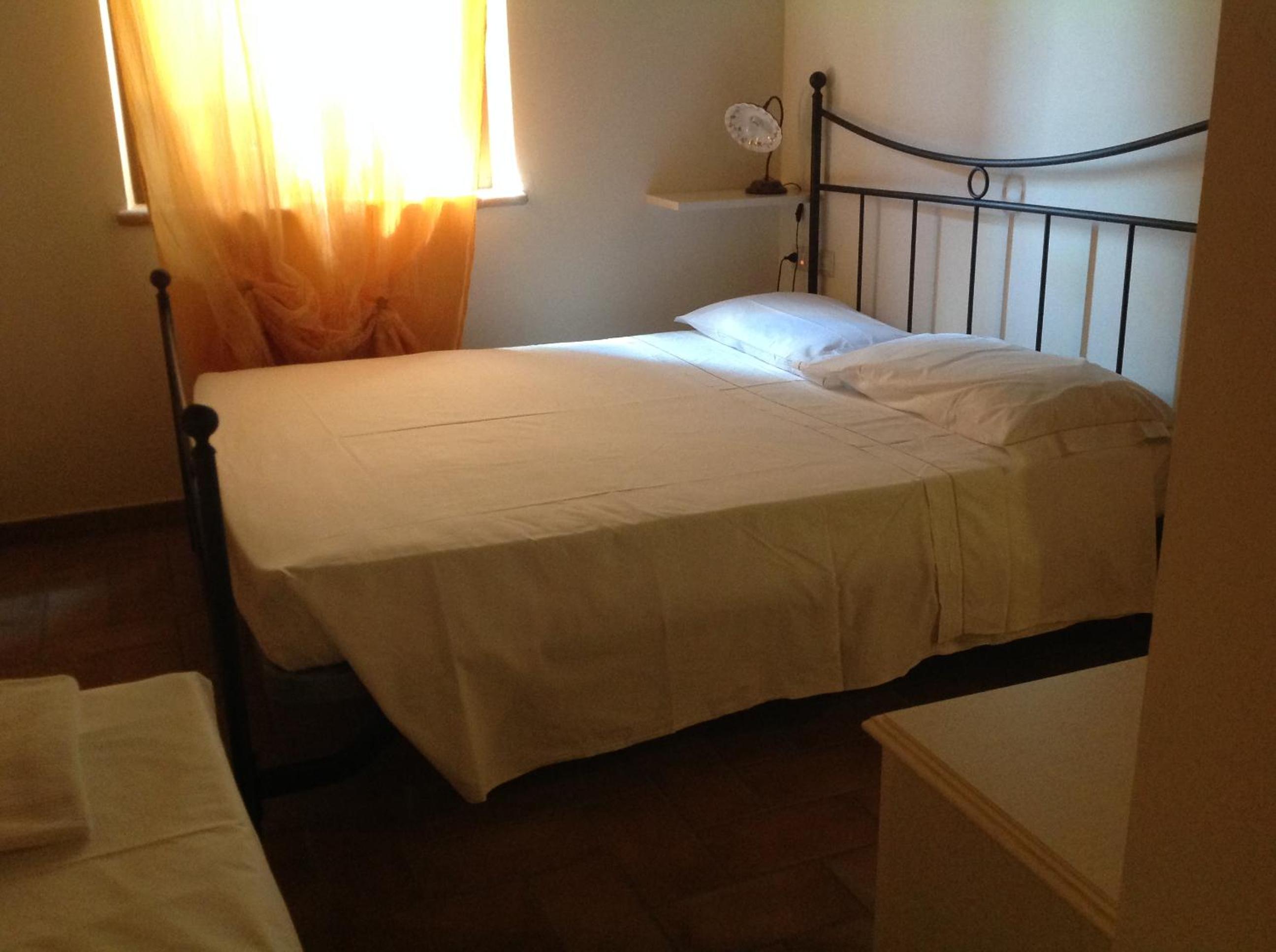Studio Apartment With One Double Bed photo 1