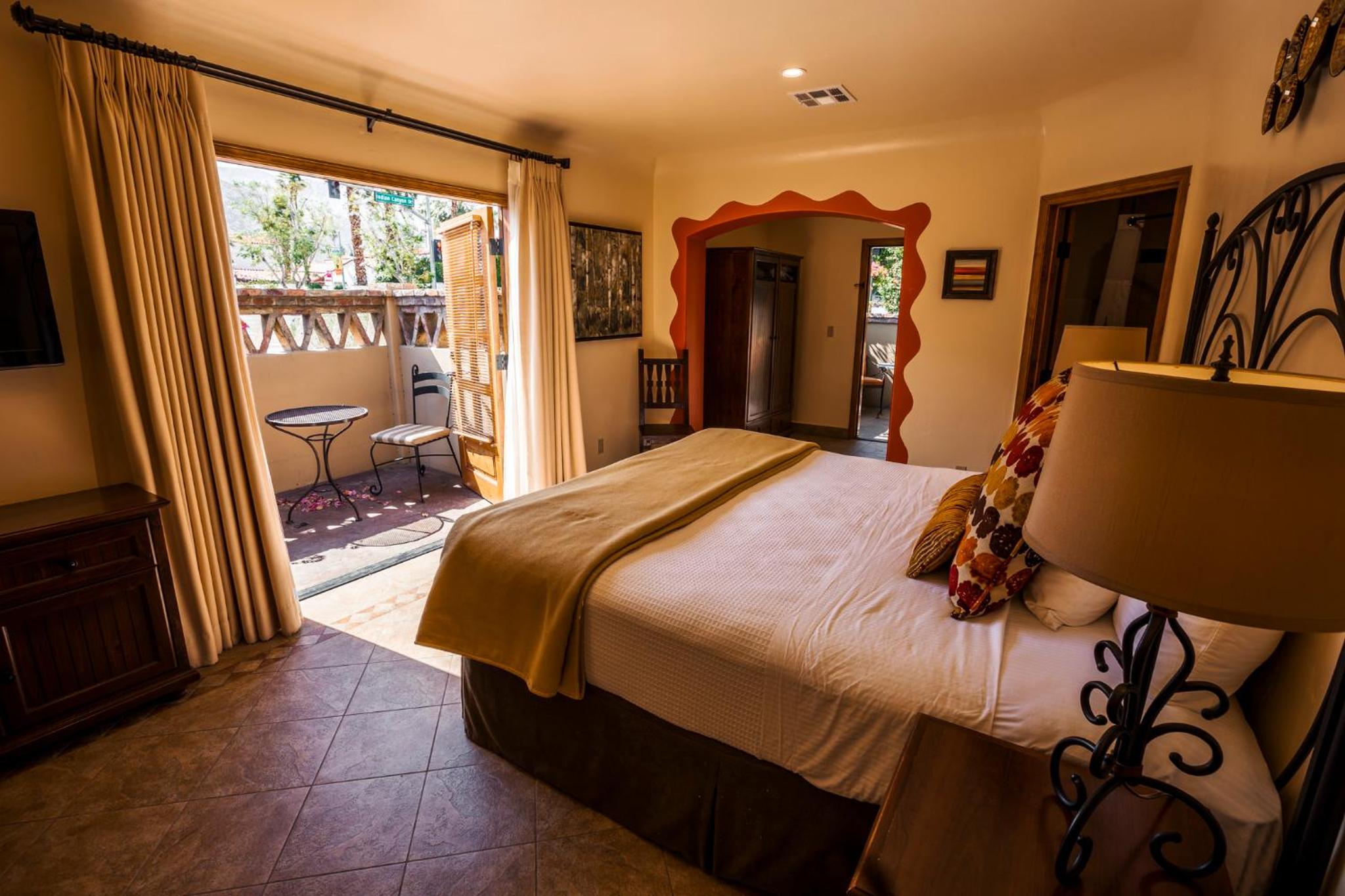Suite with Mountain View - Photo 1