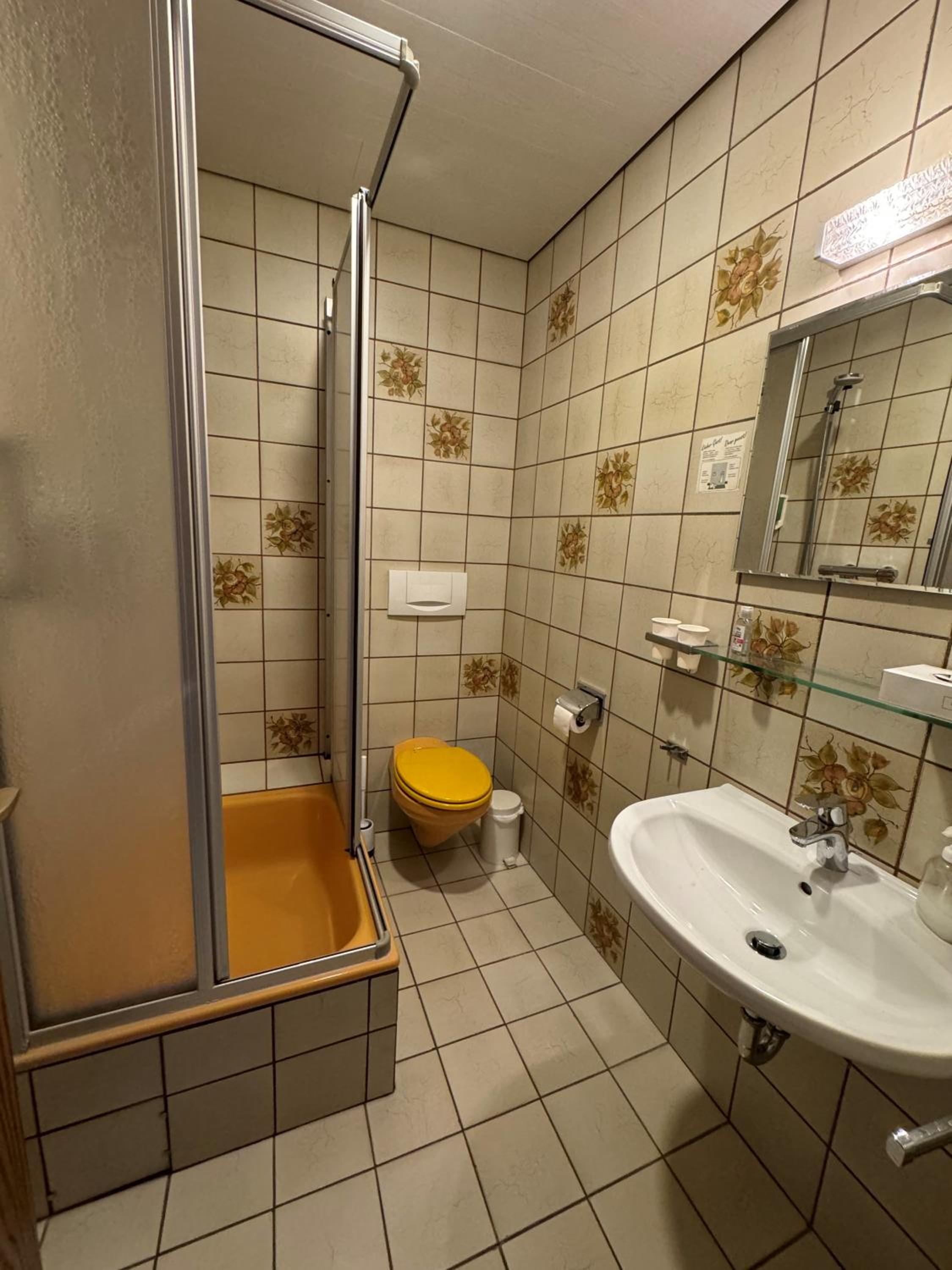 Double Room with Private Bathroom