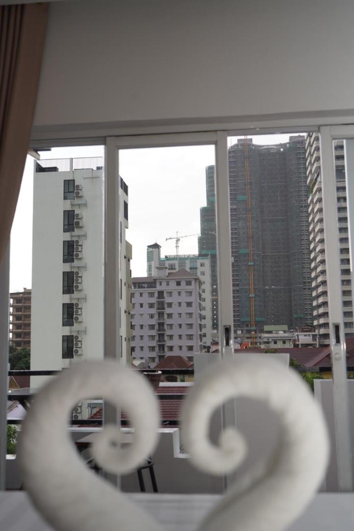 Superior Double with Balcony - Photo 11