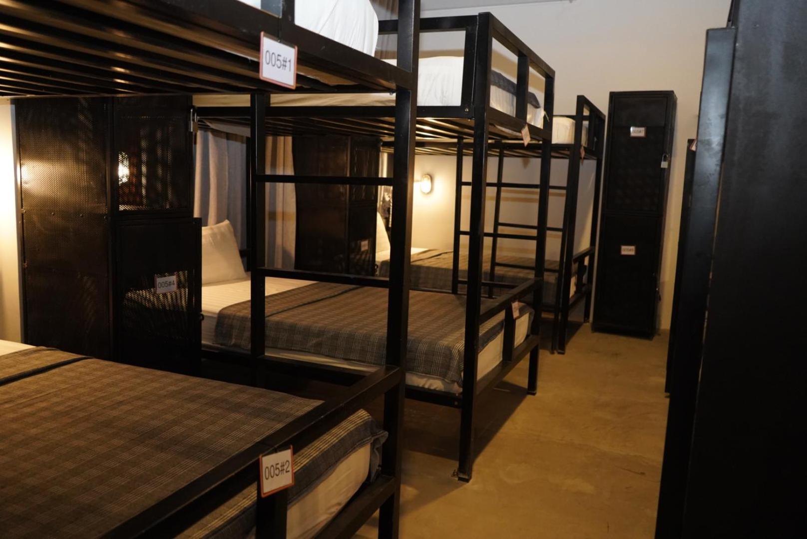 Bed in 6-Bed Mixed Dormitory Room photo 3