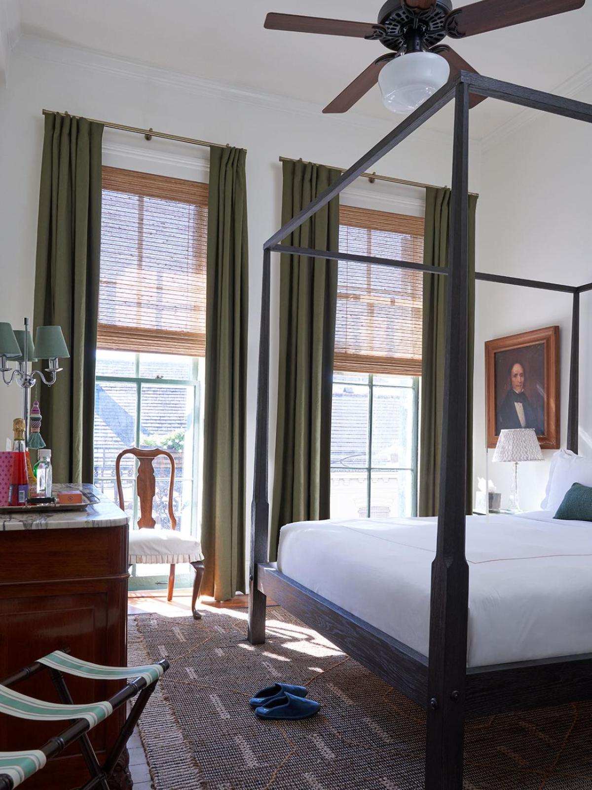 Queen Room with Balcony