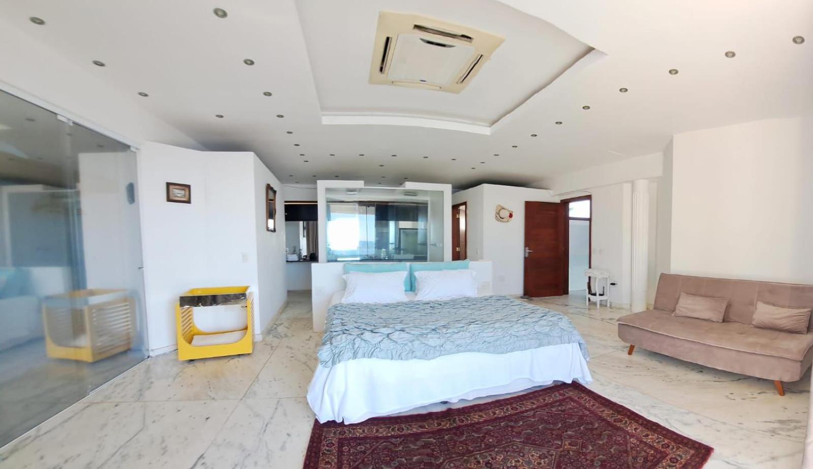 King Suite with Ocean View
