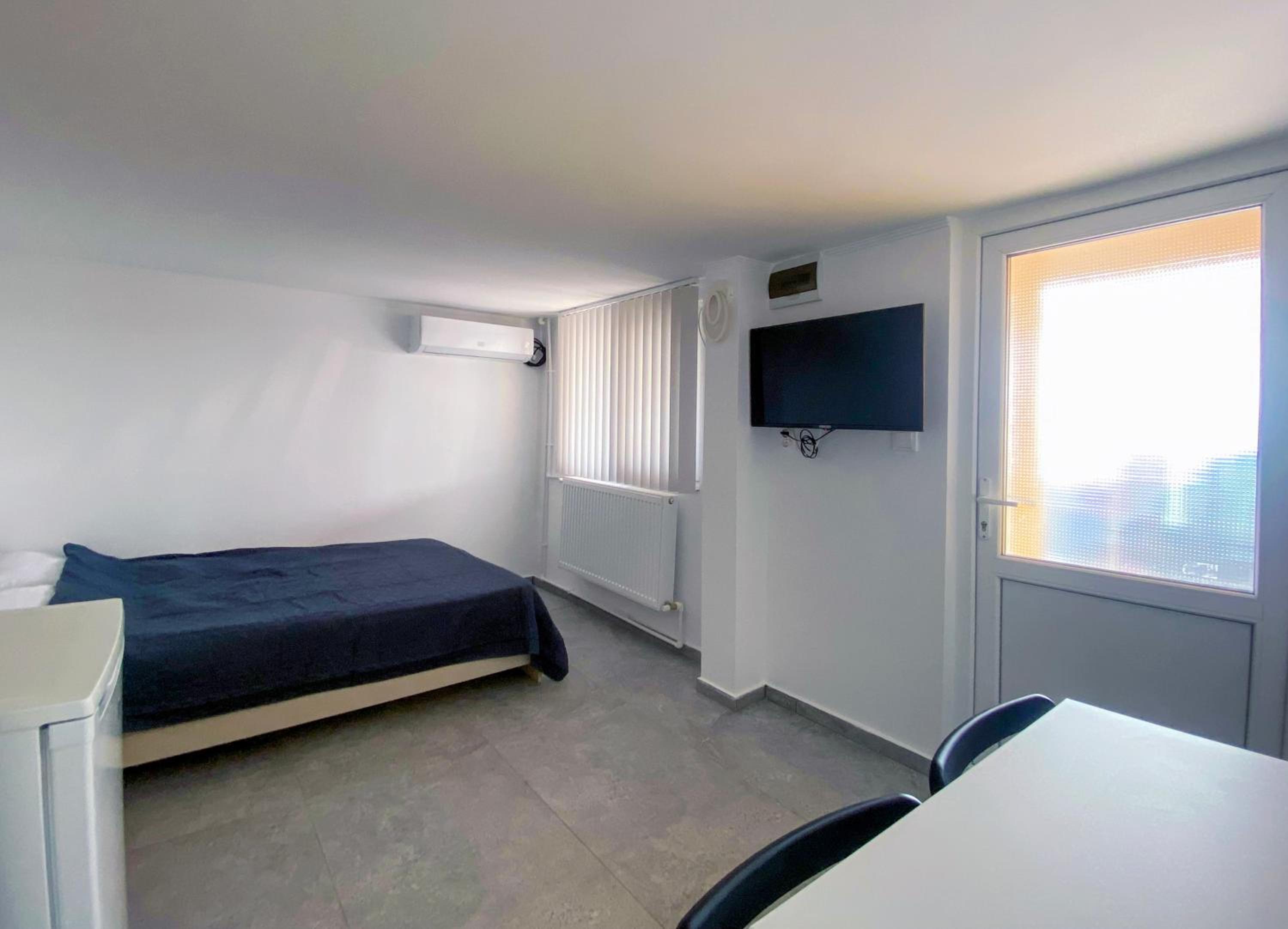 Triple Room with Private Bathroom photo 3