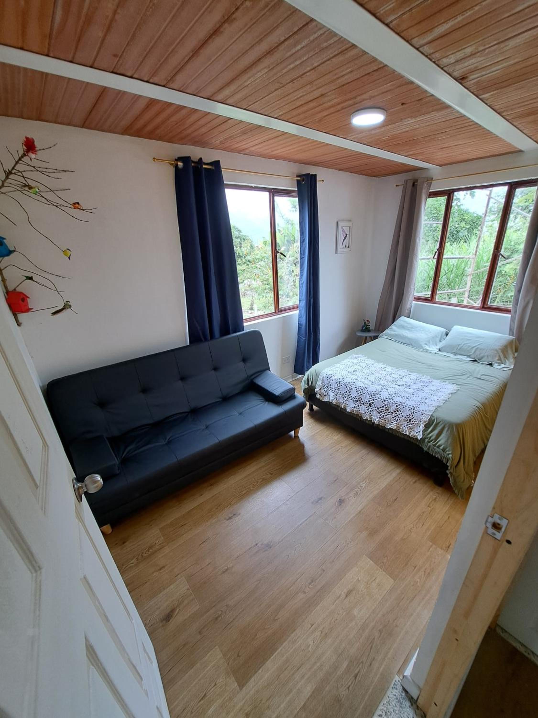 Quadruple Room with Mountain View photo 3