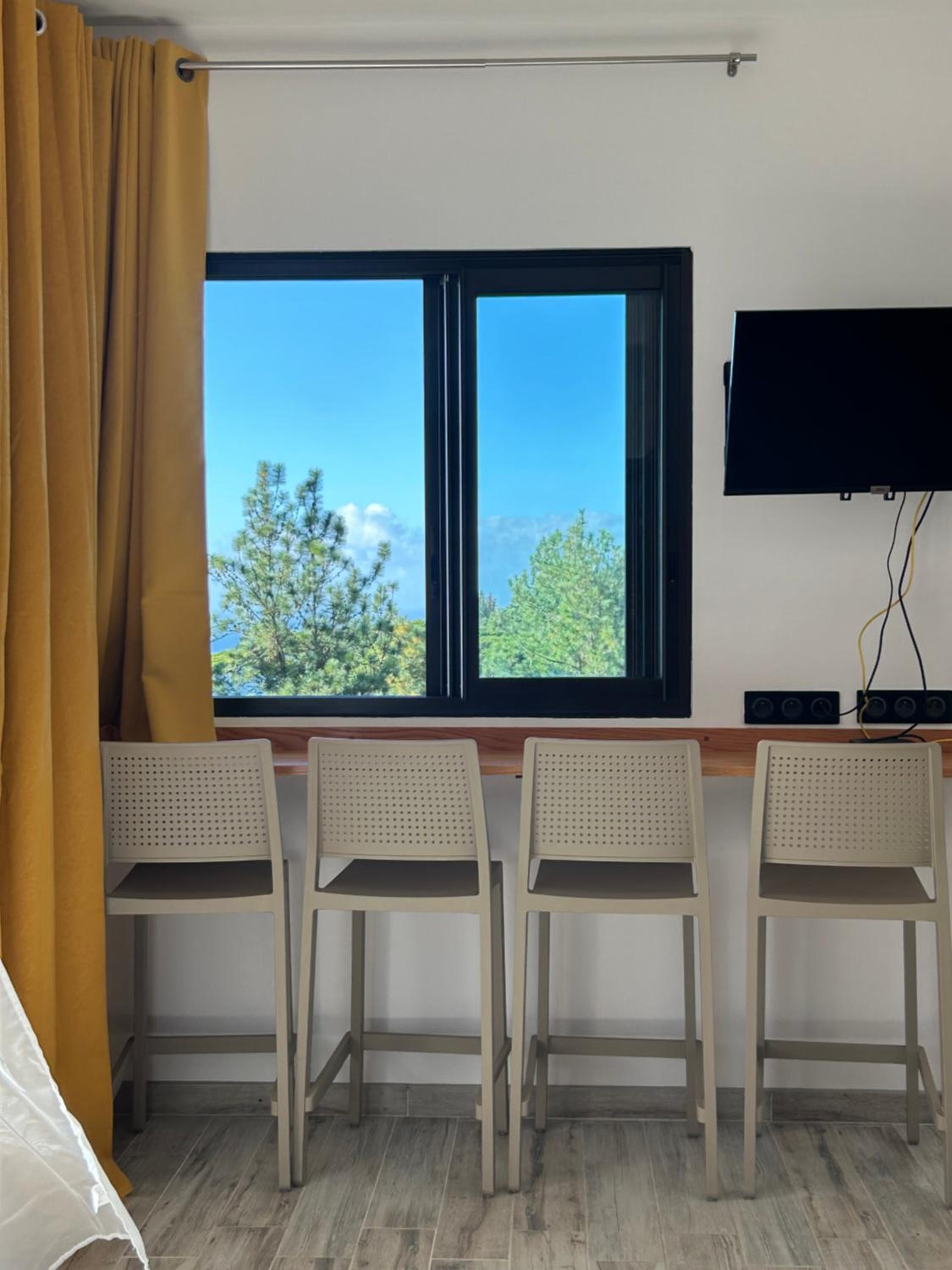 One-Bedroom House photo 2