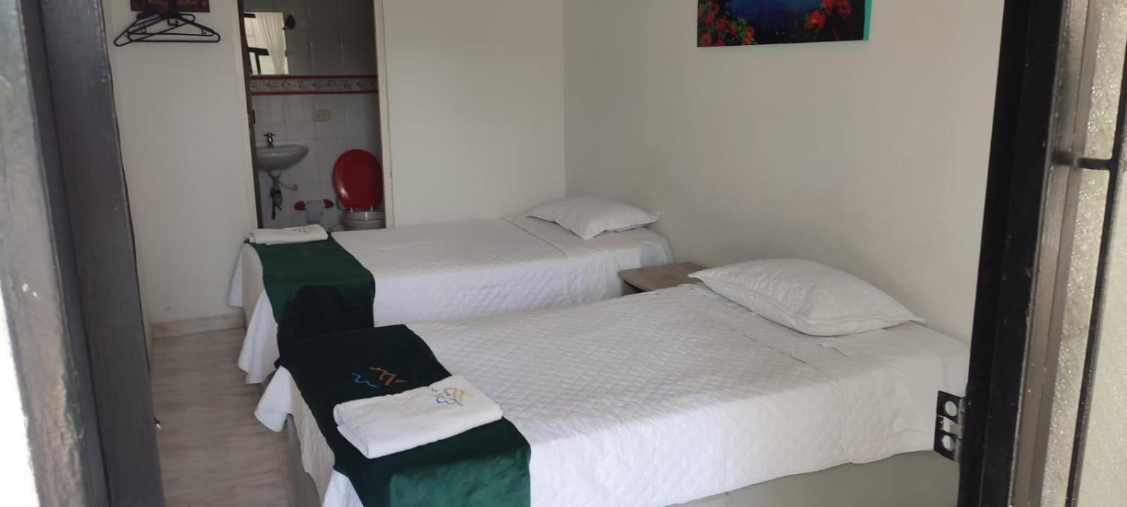 Budget Double Room photo 3