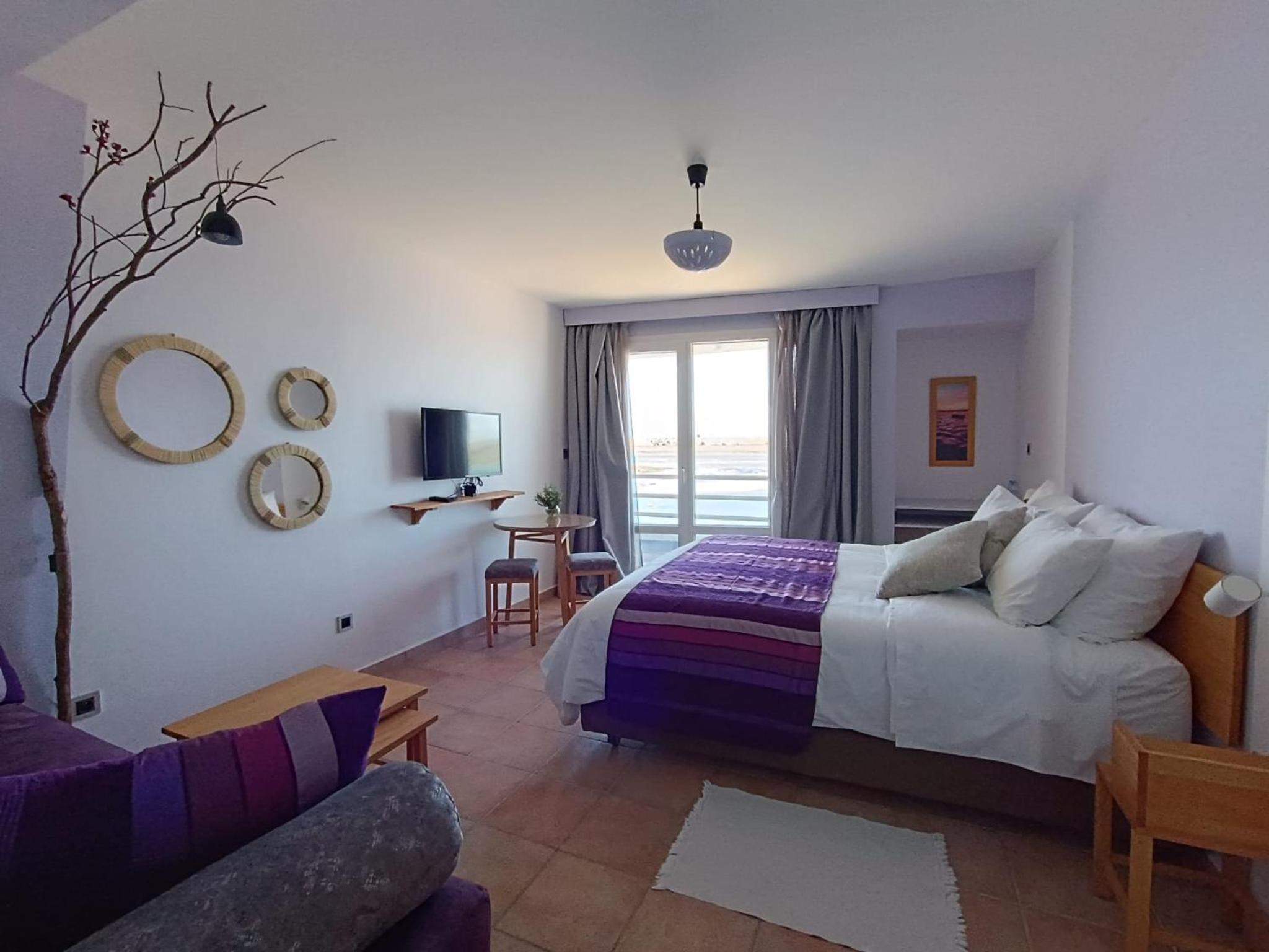 Deluxe Double Room with Balcony and Sea View photo 1
