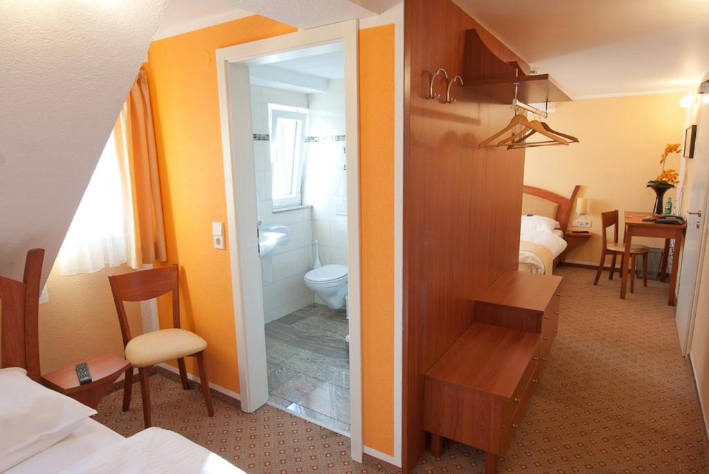 Standard Triple Room - Photo 2