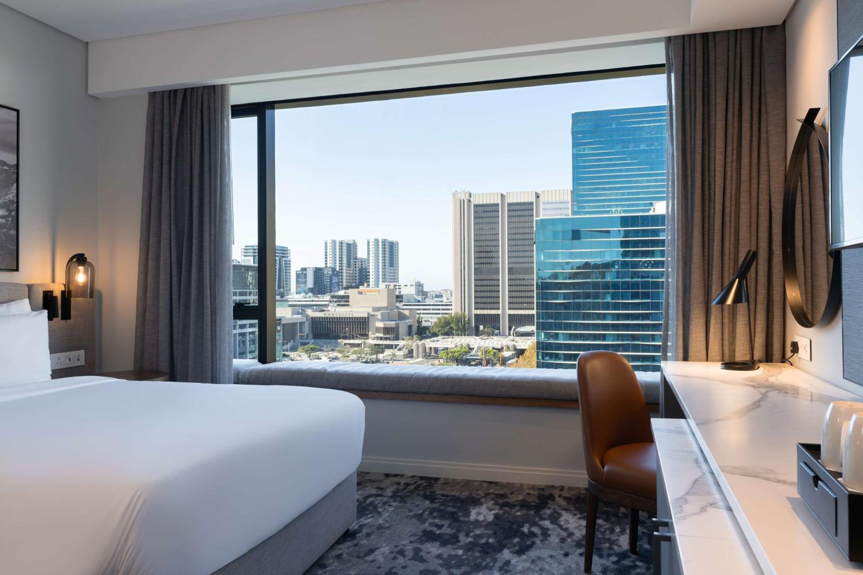 Standard Room with Mountain View - Photo 7