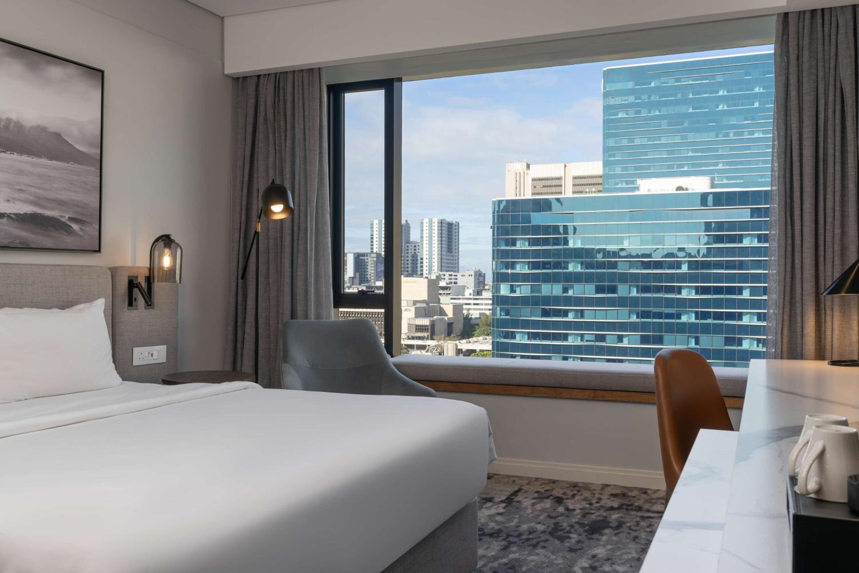 Premium Room with Mountain View - Photo 4