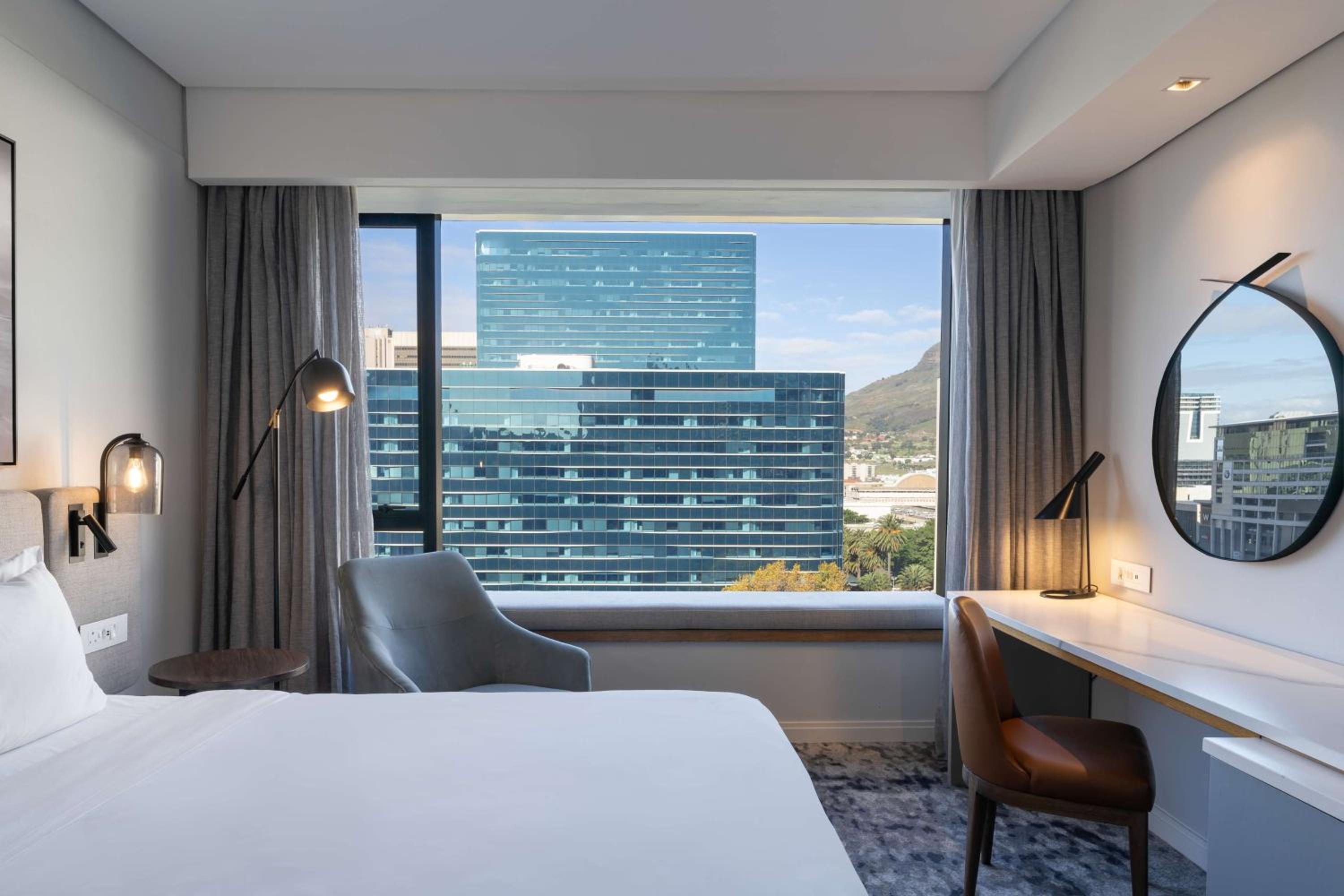 Premium Room with Mountain View - High Floor - Photo 9