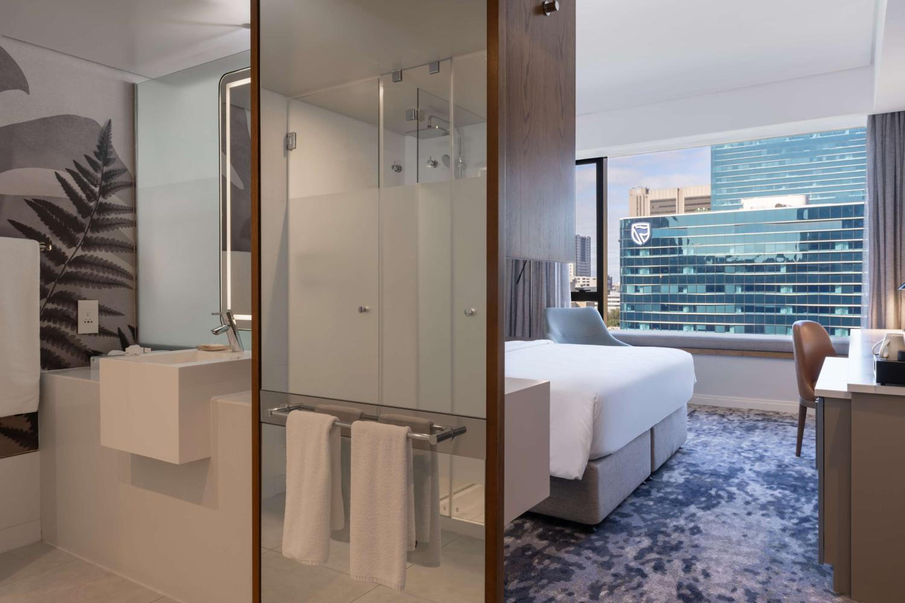 Premium Room with Mountain View - High Floor - Photo 4