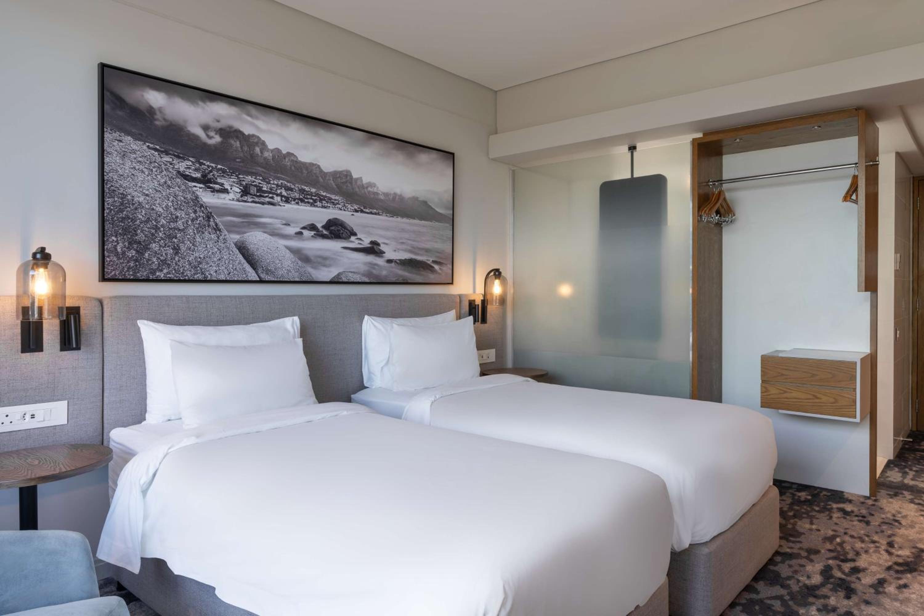 Premium Room with Mountain View - Photo 5