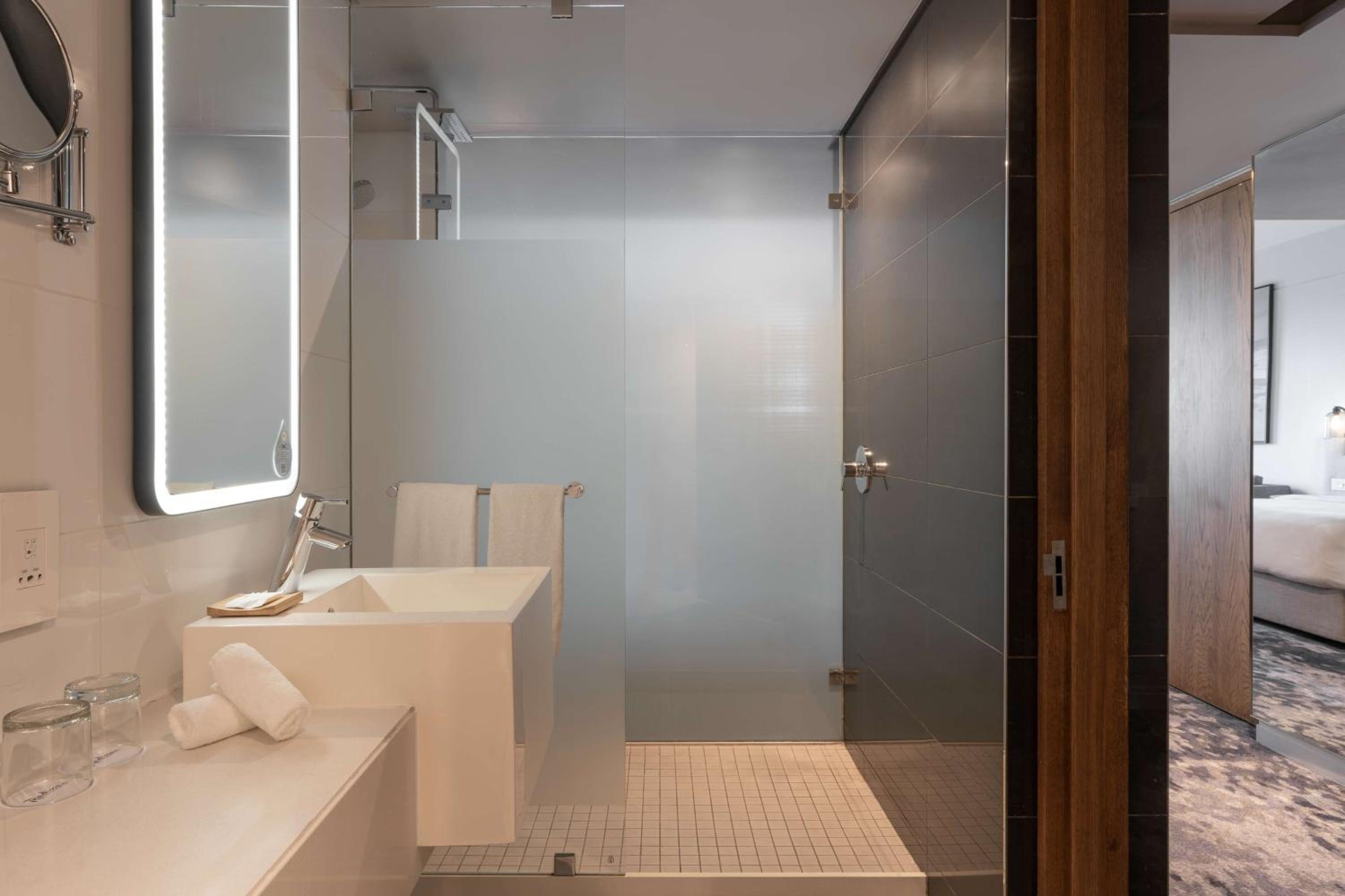 Junior Suite - Photo 14