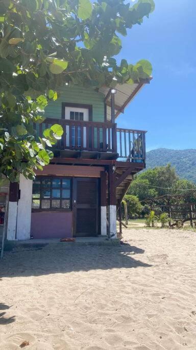 One-Bedroom House photo 2