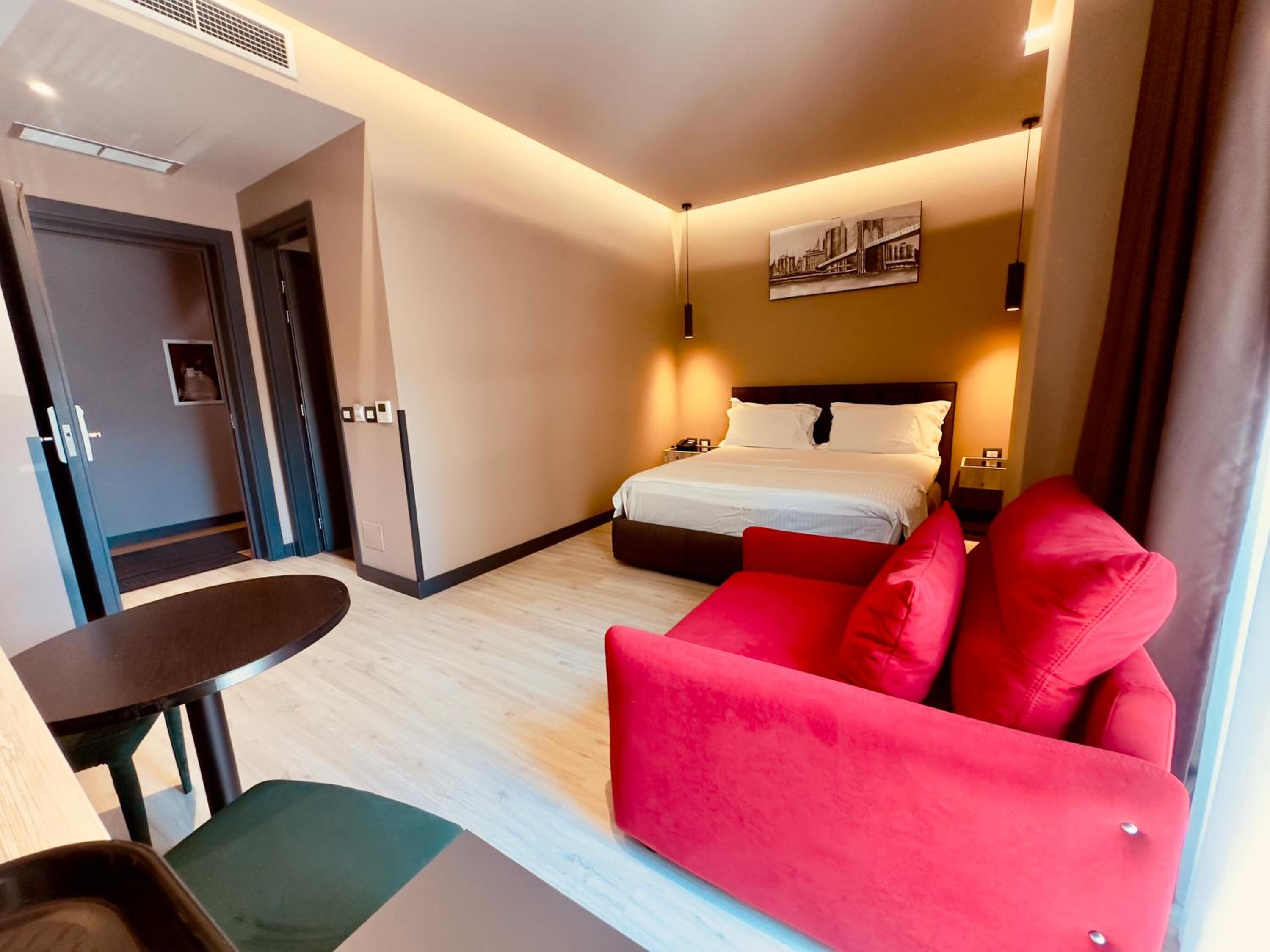 Deluxe Triple Room